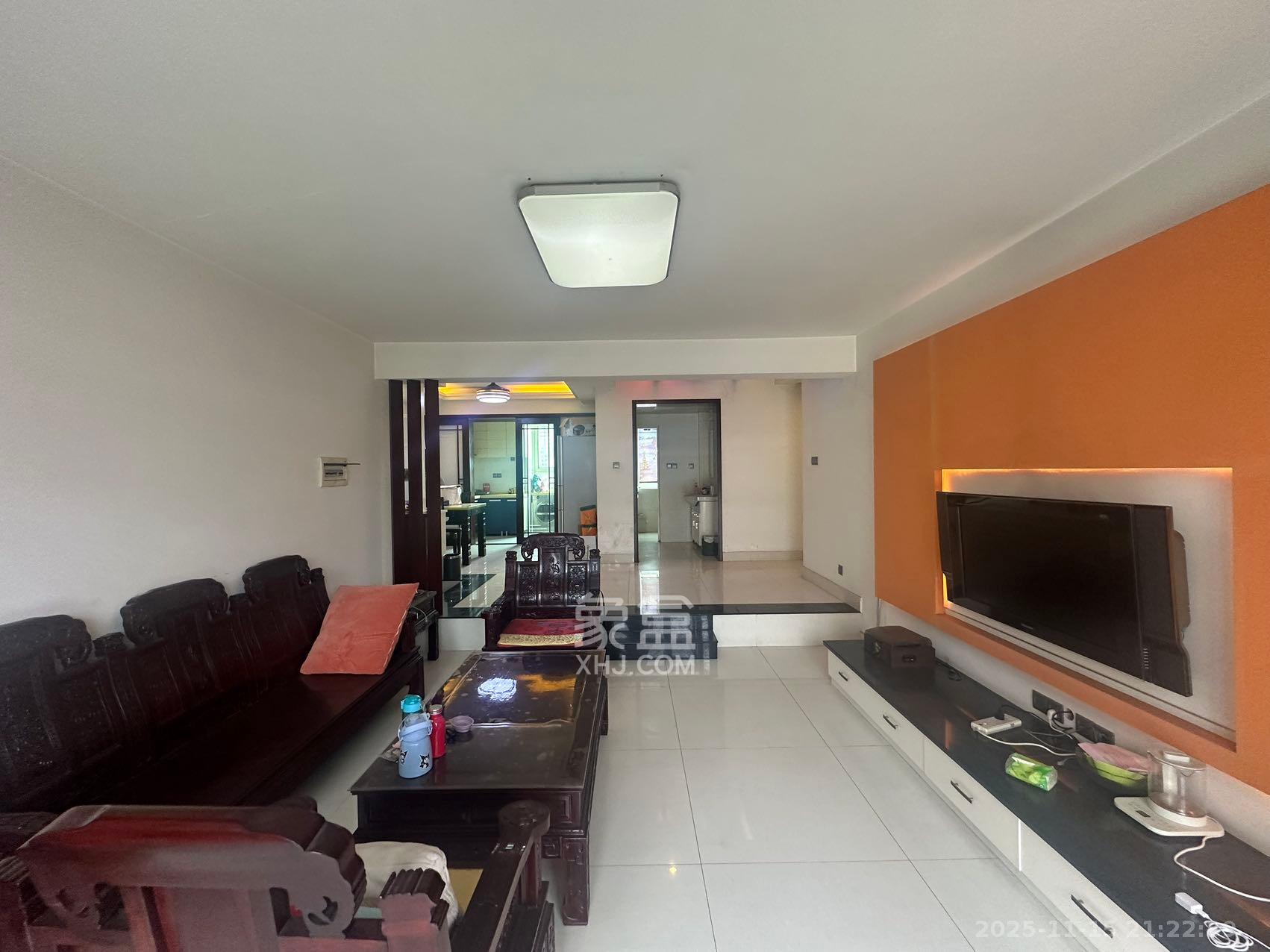 恒鑫澜北湾  4室2厅2卫    3000.0元/月室内图