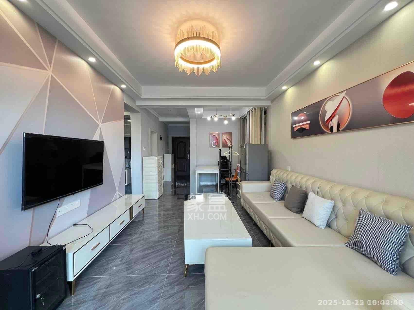 滨江海棠湾  2室2厅1卫    2100.0元/月室内图