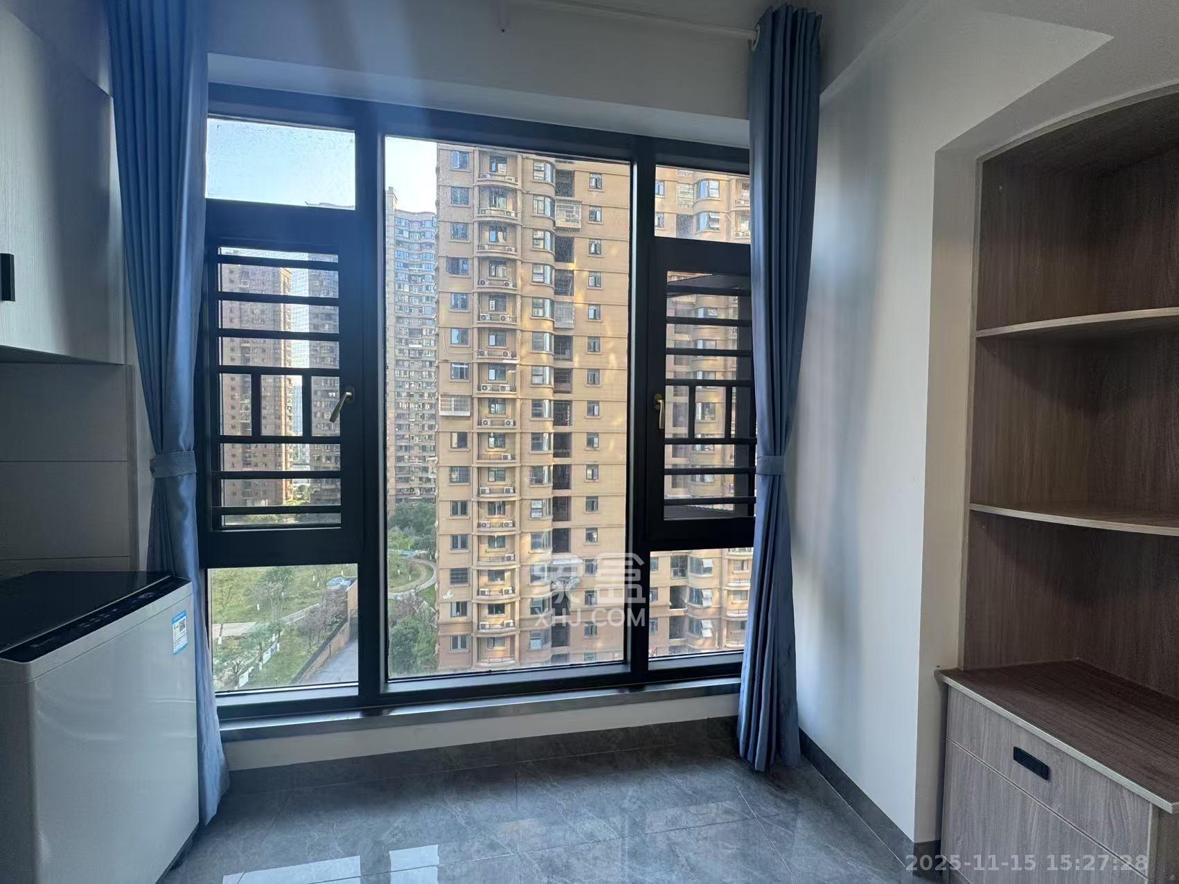 嘉雨兴园  1室1厅1卫    1900.0元/月室内图