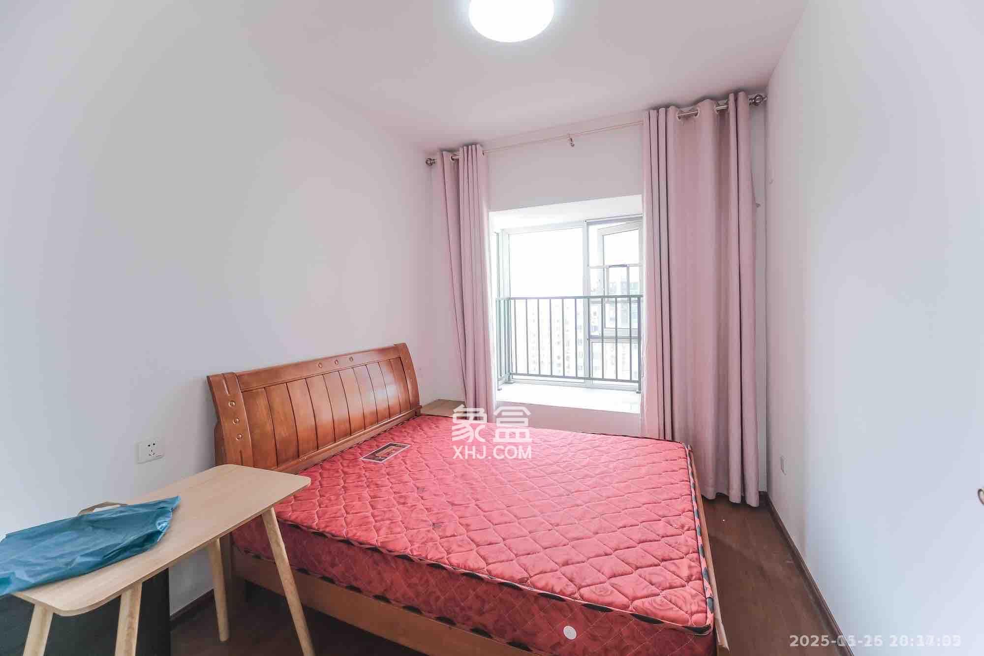 荣盛花语城  3室2厅1卫    1800.0元/月室内图