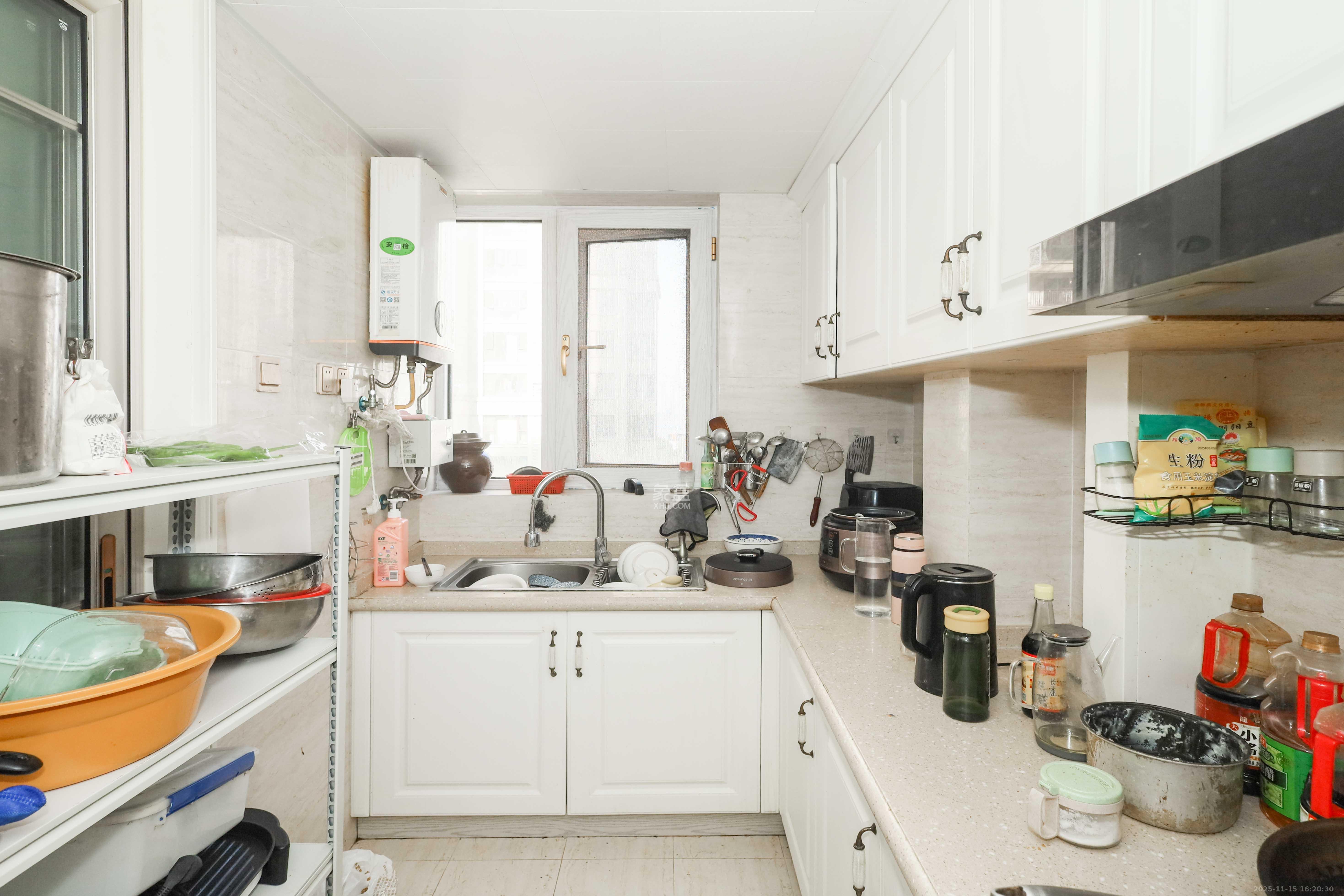 卓越浅水湾 4室2厅1卫 220.0万 卓越浅水湾 4室2厅1卫 220.0万厨房