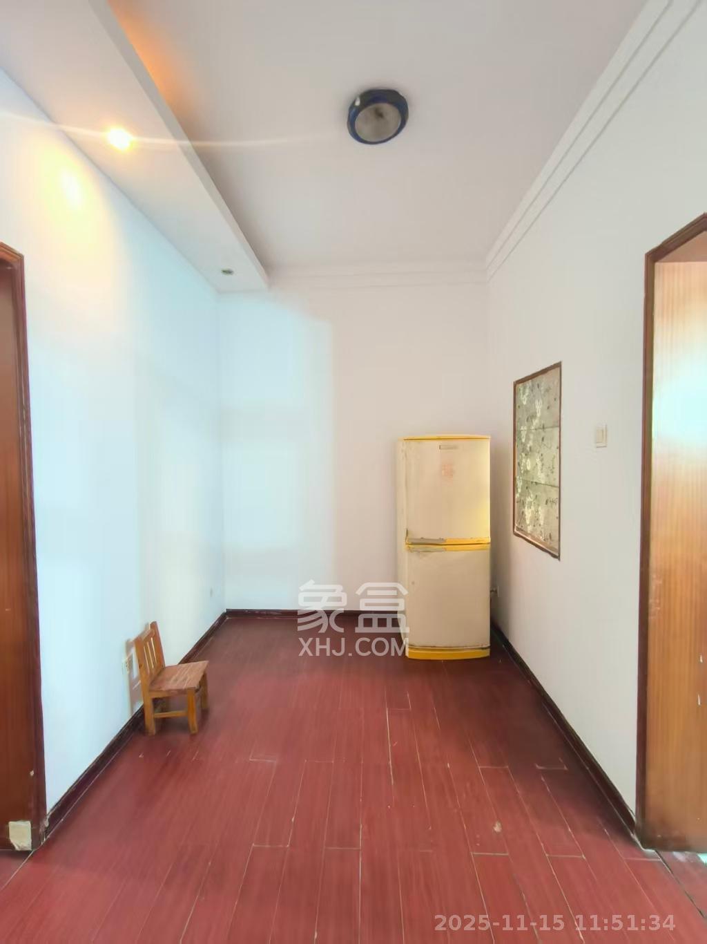 袁家岭省煤炭厅宿舍（芙蓉区省煤炭局小区）  3室2厅1卫    2200.0元/月室内图