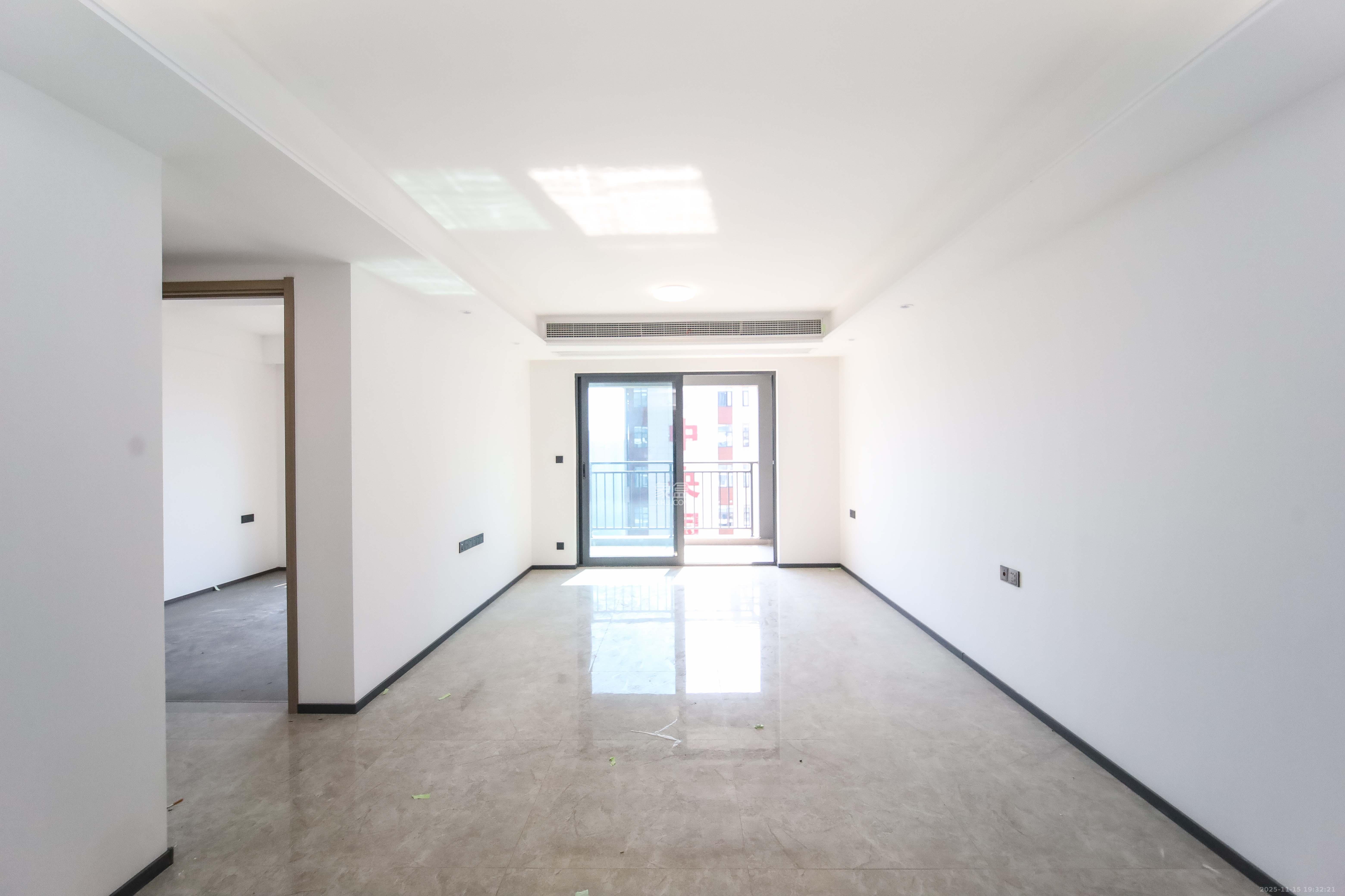 德奥上河城章  3室2厅1卫    152.0万