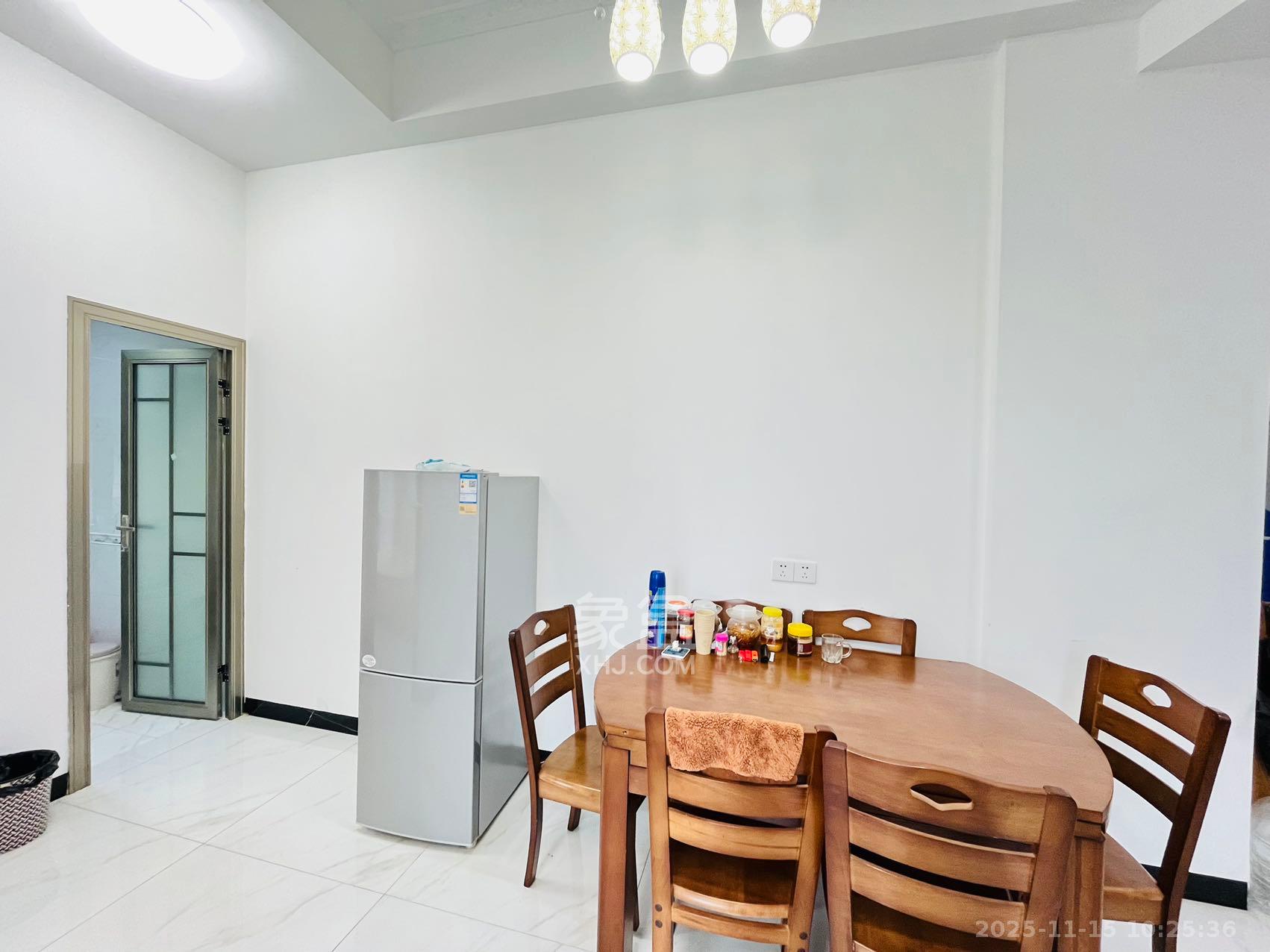 裕天国际商汇中心  1室1厅1卫    2000.0元/月室内图