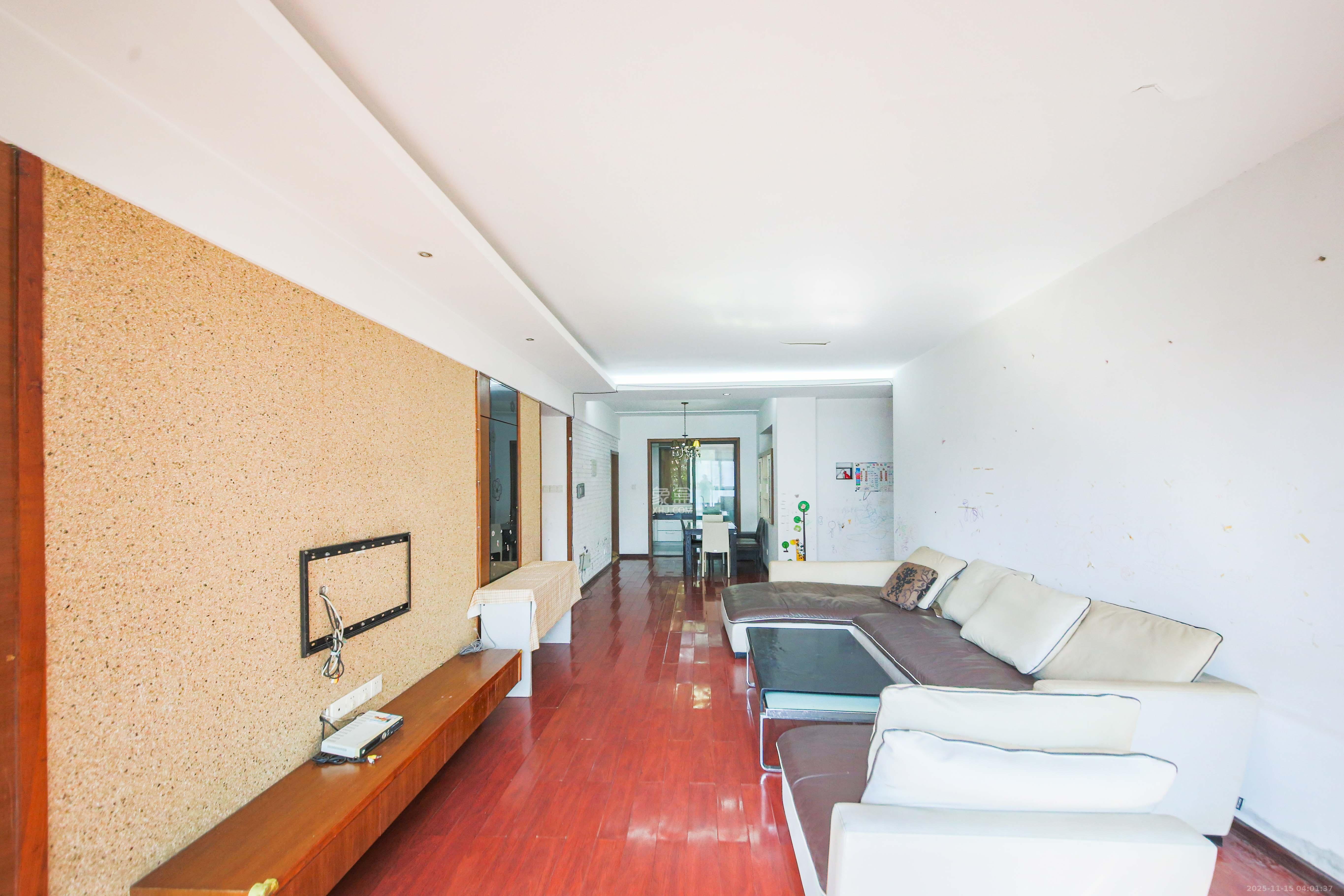 博林金谷  4室2厅1卫    118.0万