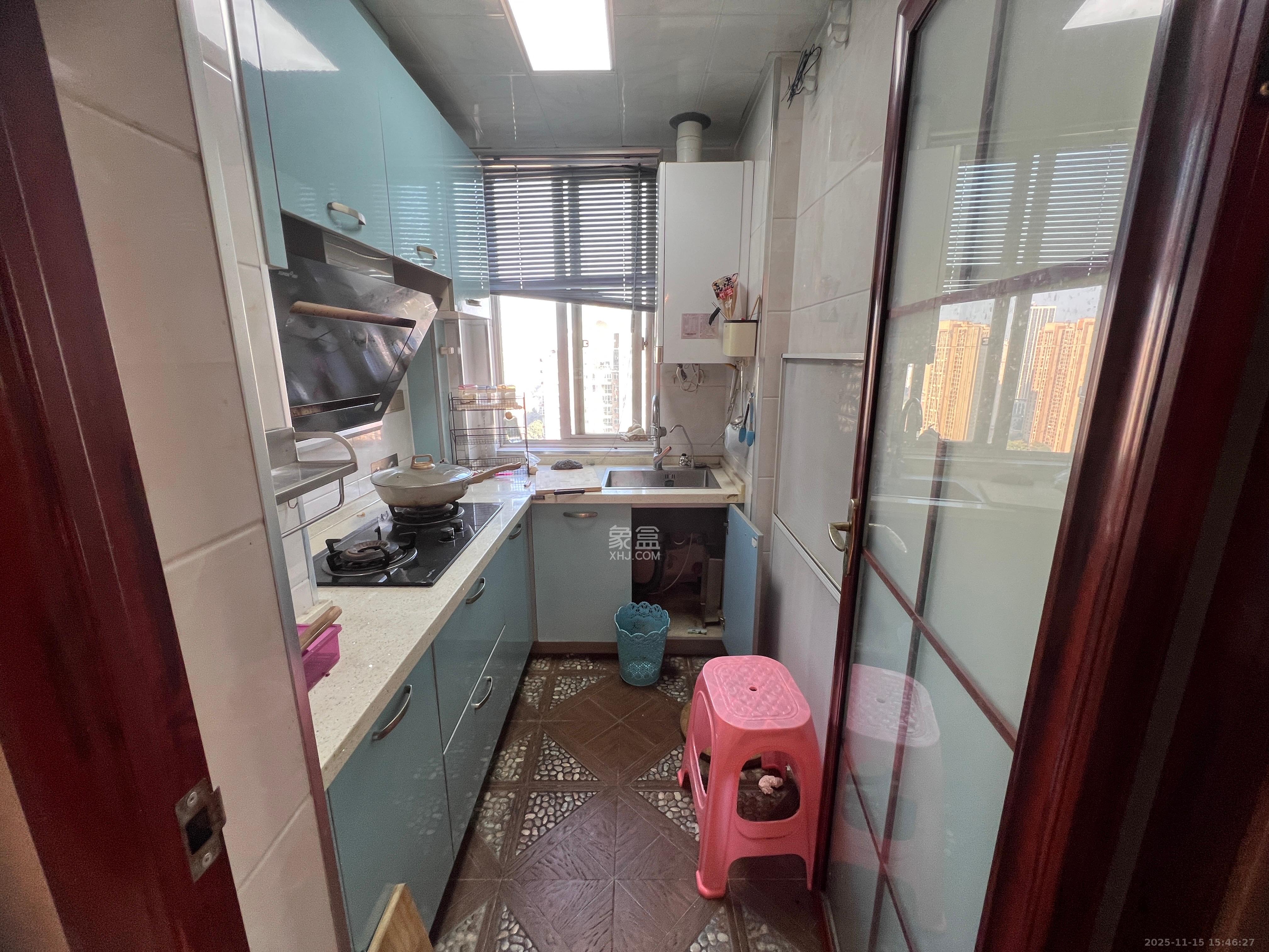 上河国际B座  2室1厅1卫    2600.0元/月室内图