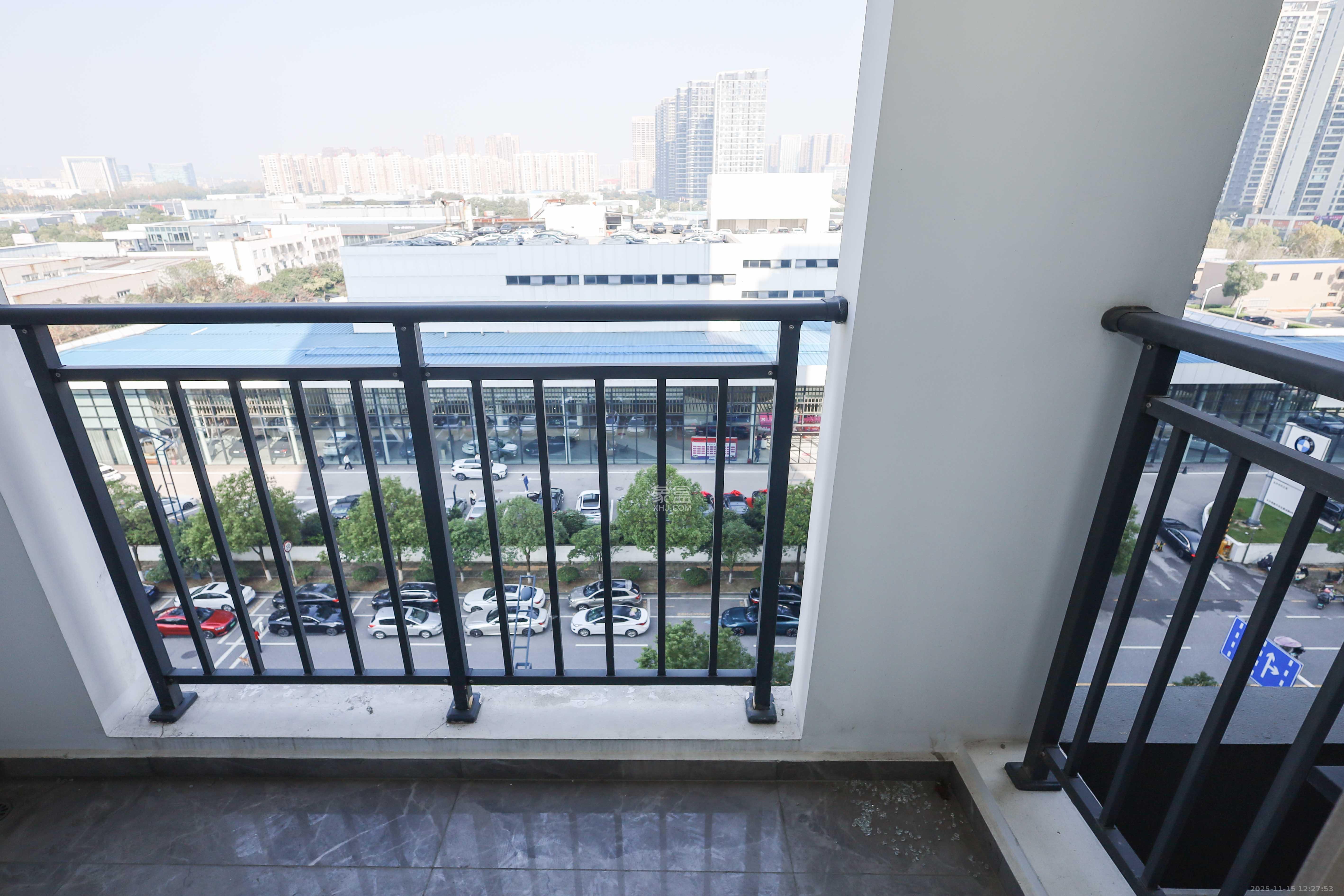 梅溪枫林 4室2厅2卫 145.0万 梅溪枫林 4室2厅2卫 145.0万阳台