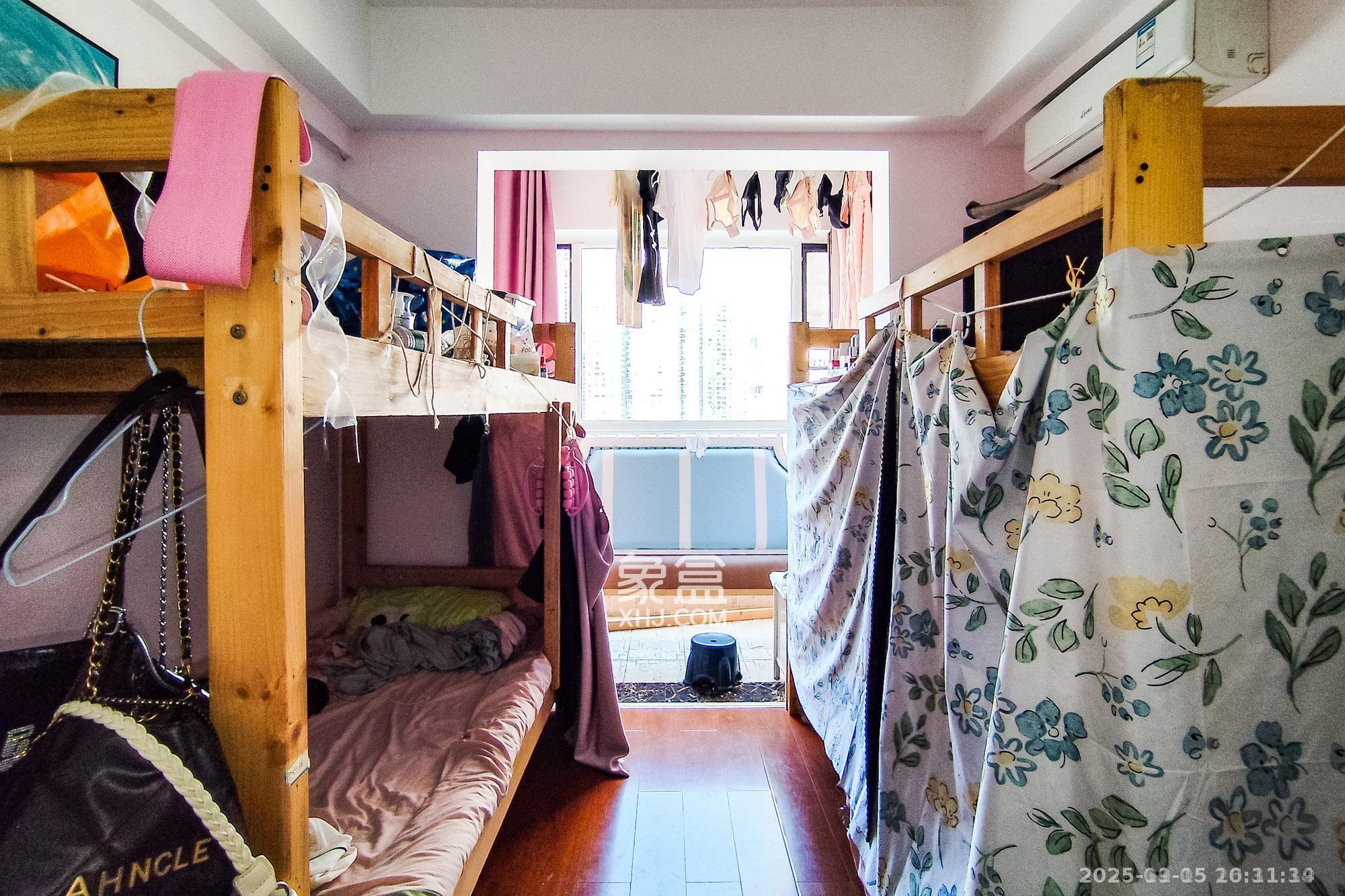 北辰三角洲E4区  3室2厅1卫    2800.0元/月室内图