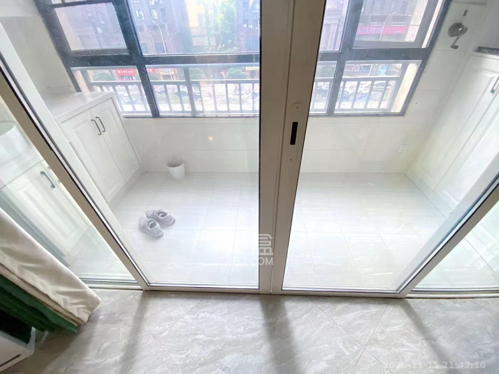 中海梅溪湖壹号  4室2厅2卫    3000.0元/月室内图