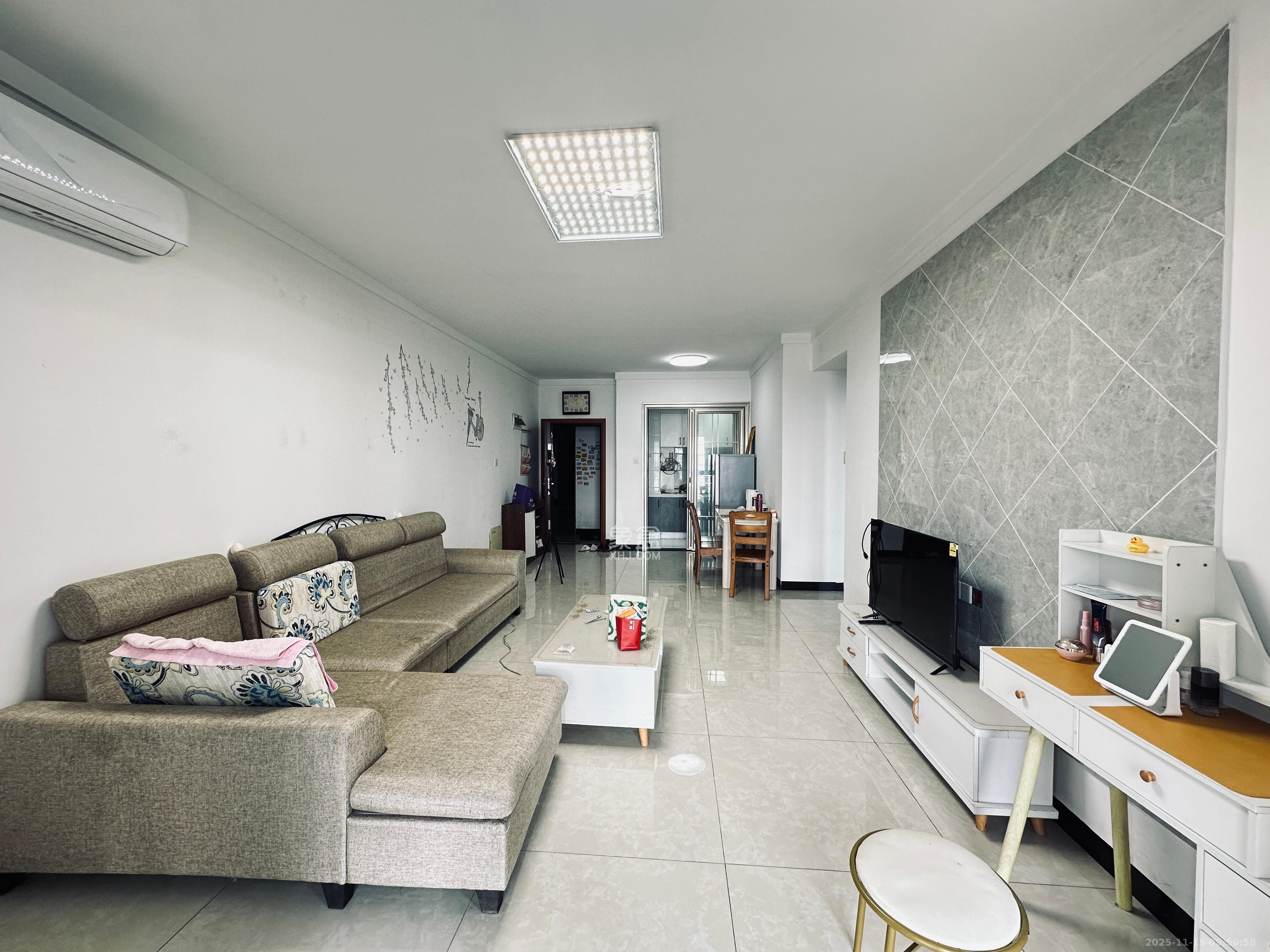 丰禧园  2室1厅1卫    2400.0元/月室内图