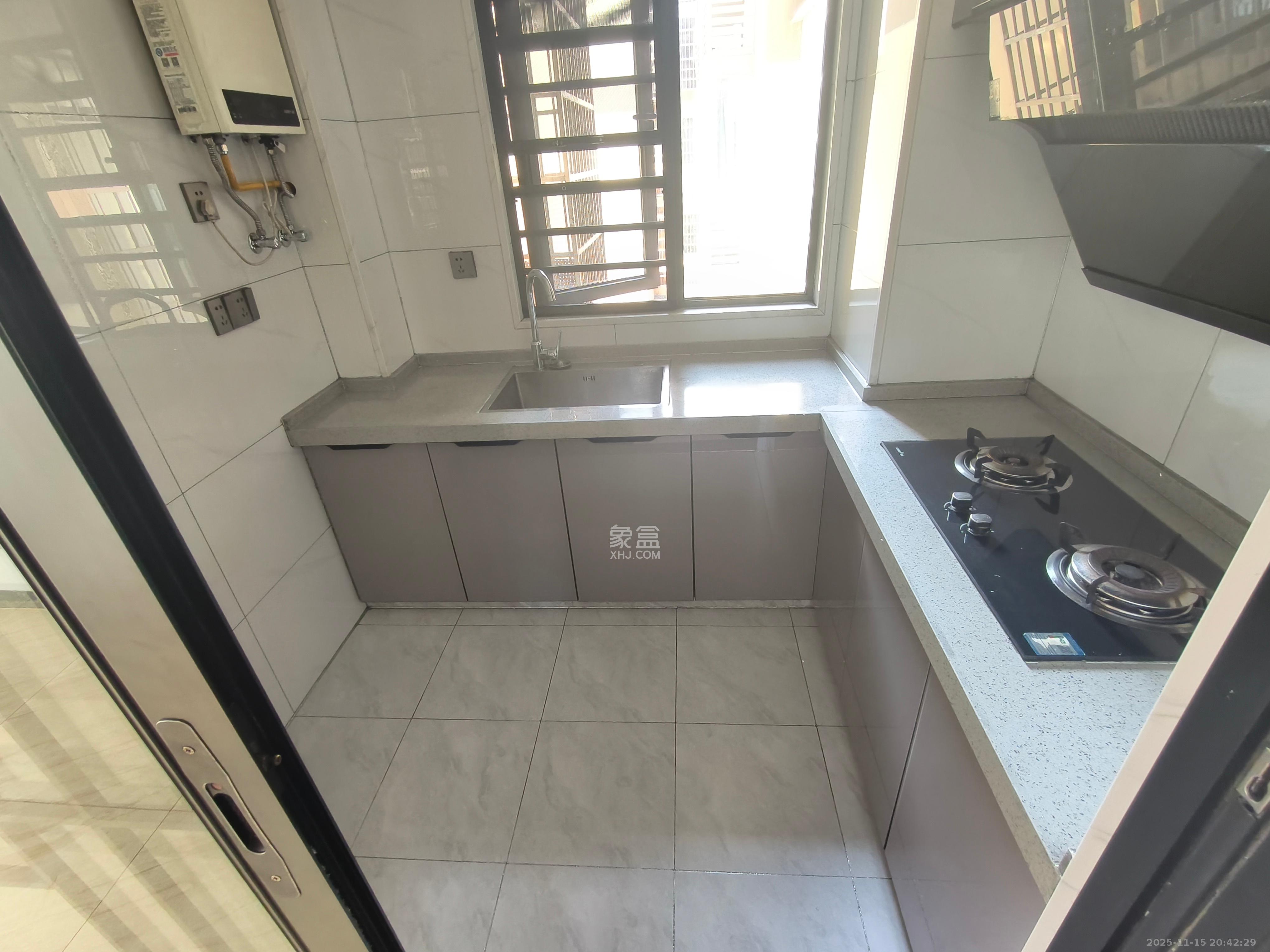 真人桥家园一期  2室1厅1卫    1500.0元/月室内图