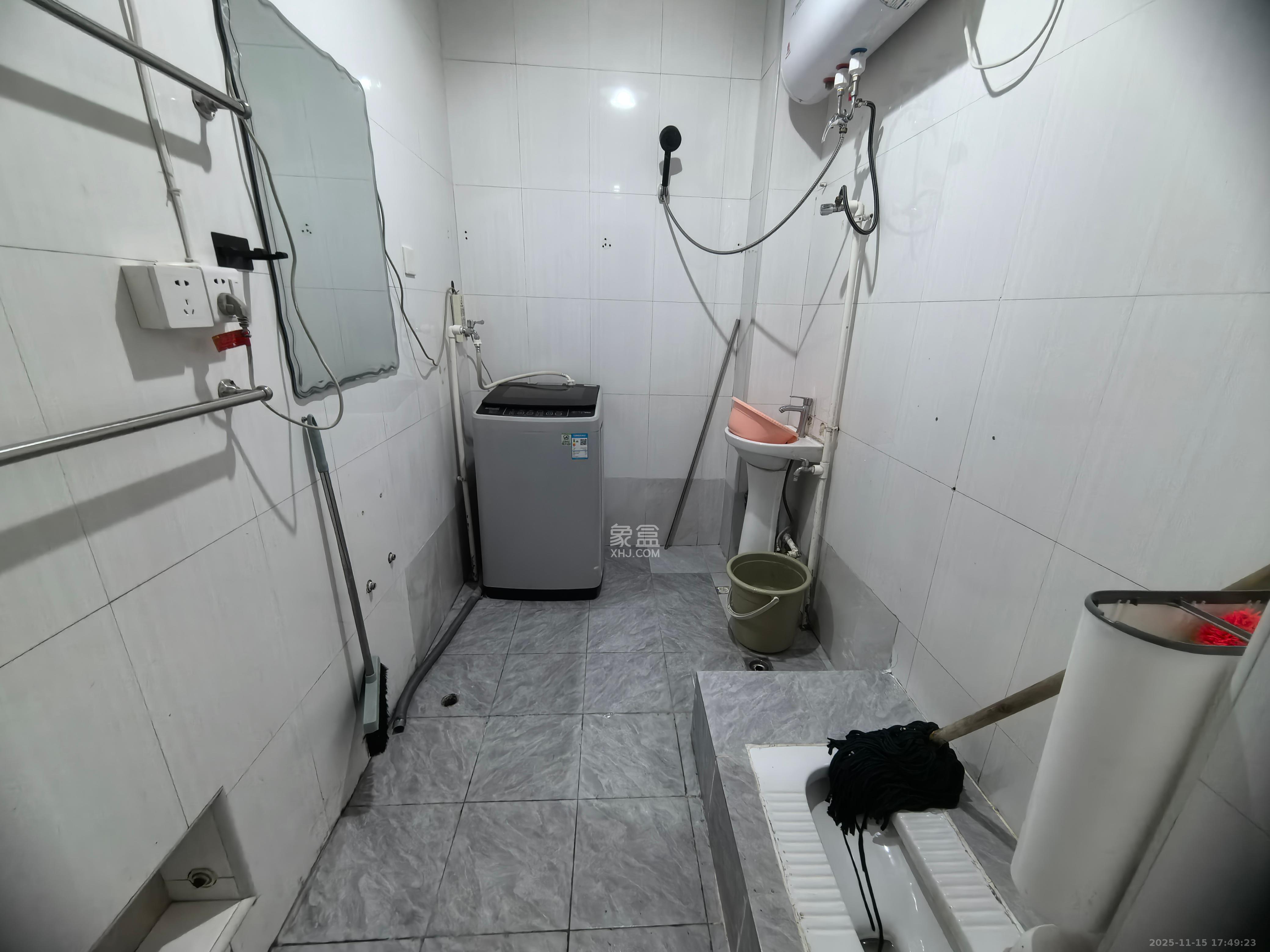 水木兰庭  1室1厅1卫    750.0元/月室内图