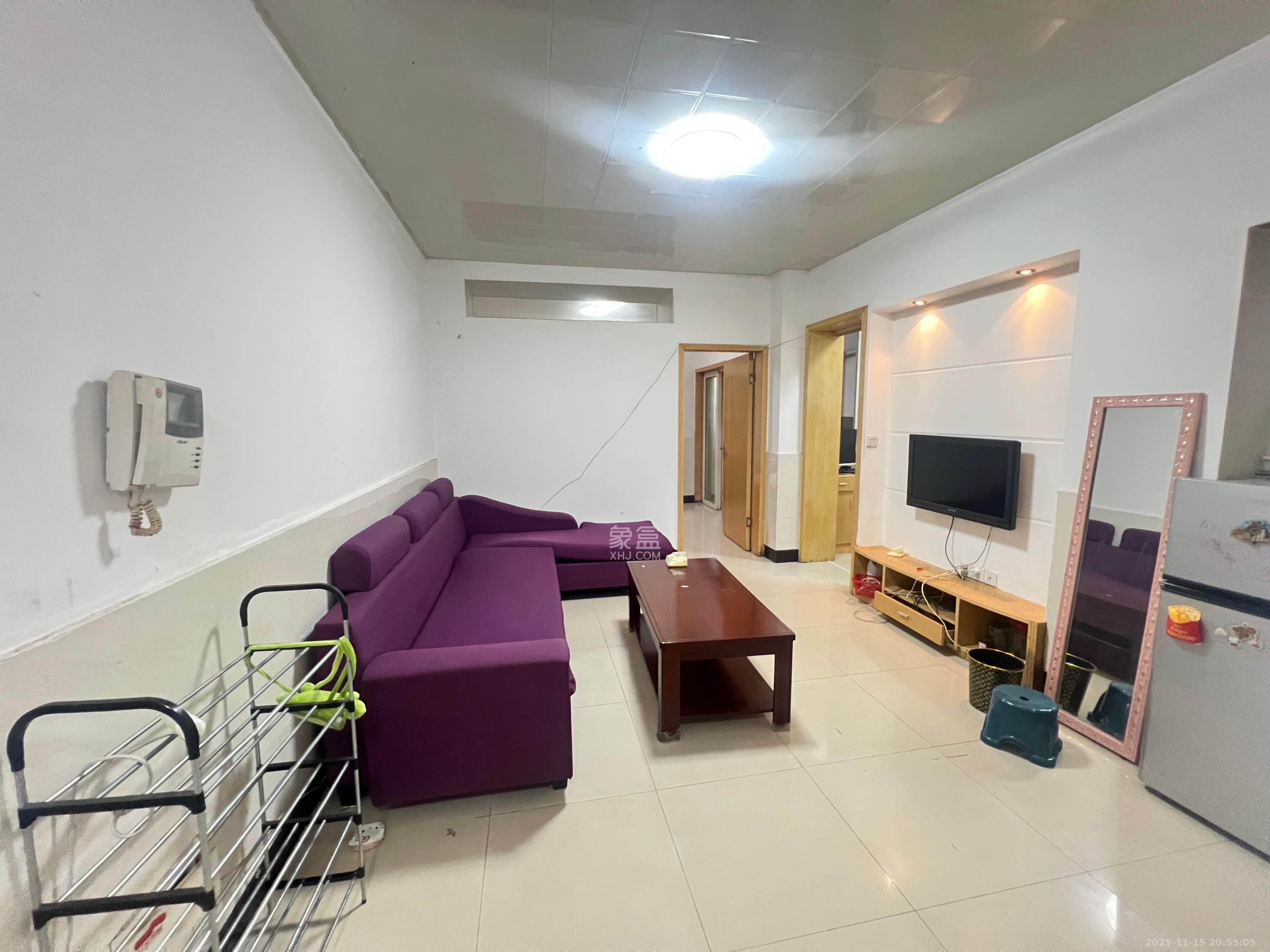 红区抽屉  1室1厅1卫    1550.0元/月室内图