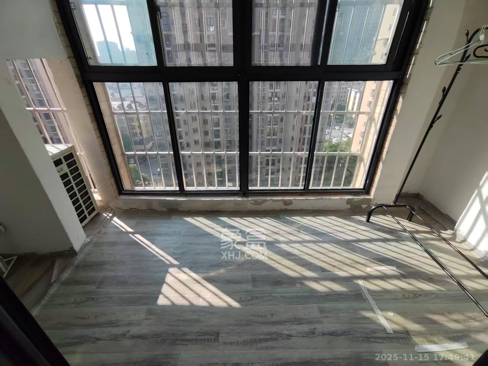 天骄福邸  2室2厅1卫    2100.0元/月室内图