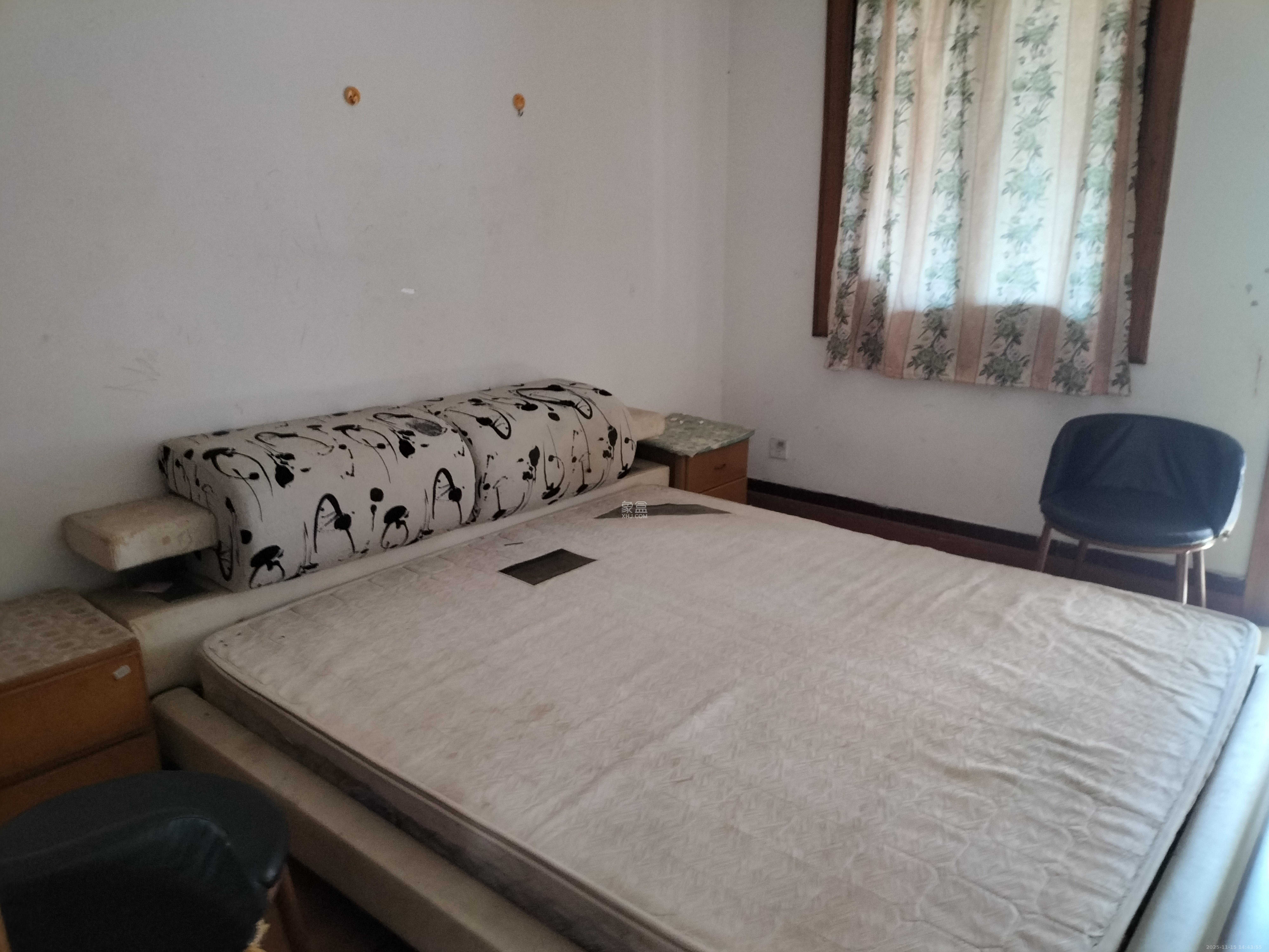 梨子山社区长电宿舍  2室1厅1卫    1350.0元/月室内图