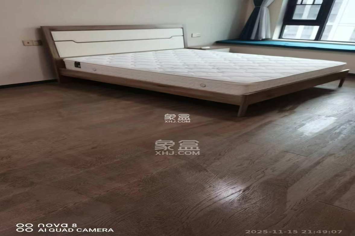 中海阅麓山一期 3室2厅2卫 3500.0元/月 中海阅麓山一期 3室2厅2卫 3500.0元/月室内图