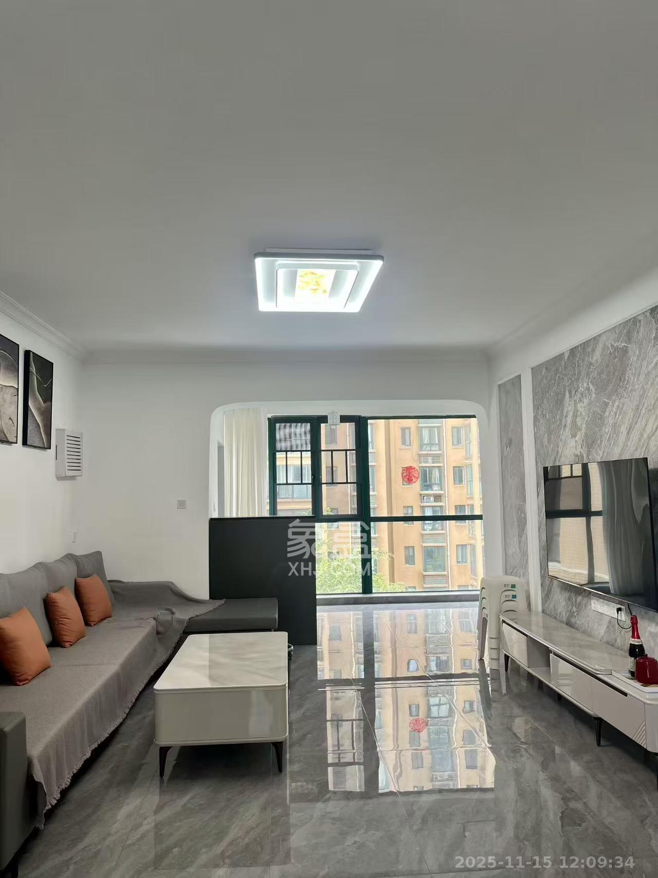 星城荣域  3室2厅2卫    4600.0元/月室内图