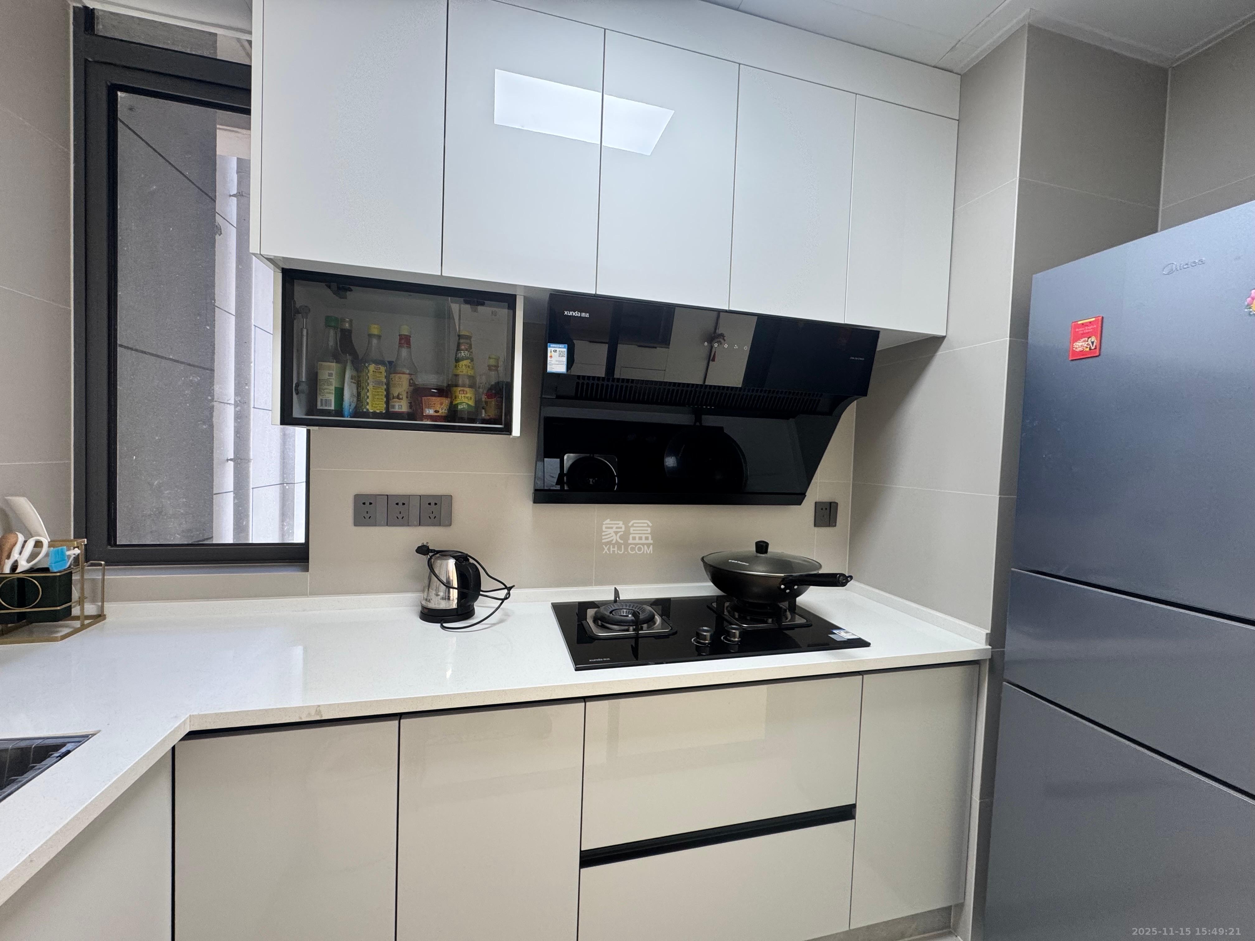 诺德滨江逸园（中铁逸园）  2室1厅1卫    2800.0元/月室内图