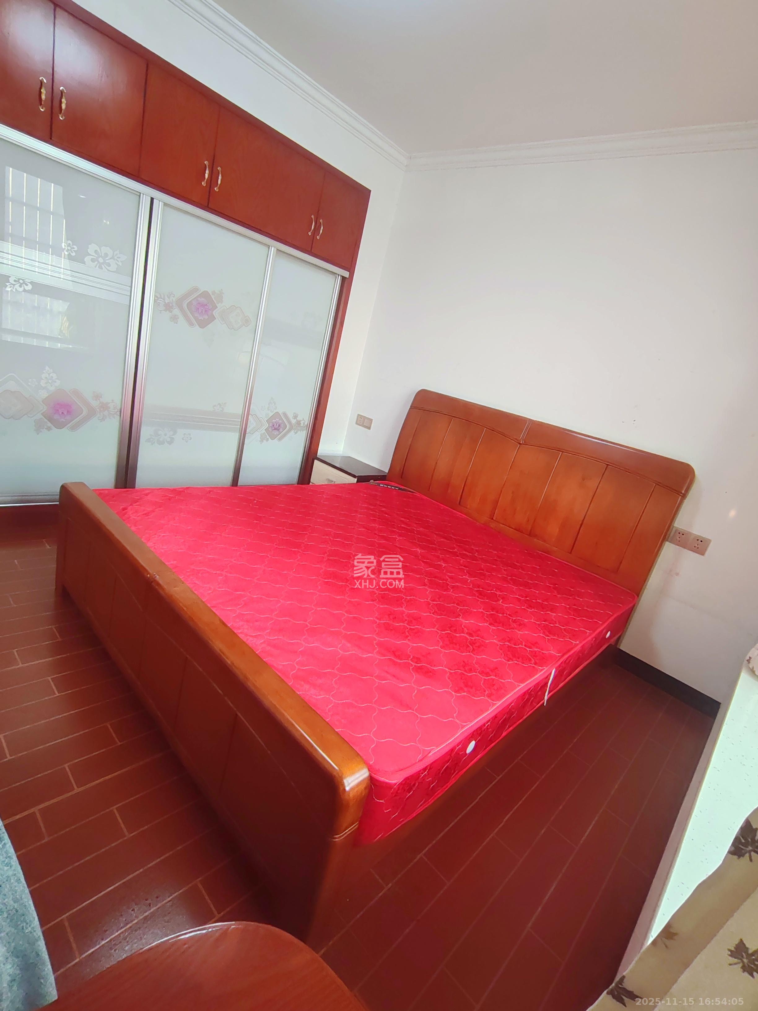 骑龙安置小区  2室2厅1卫    1800.0元/月室内图