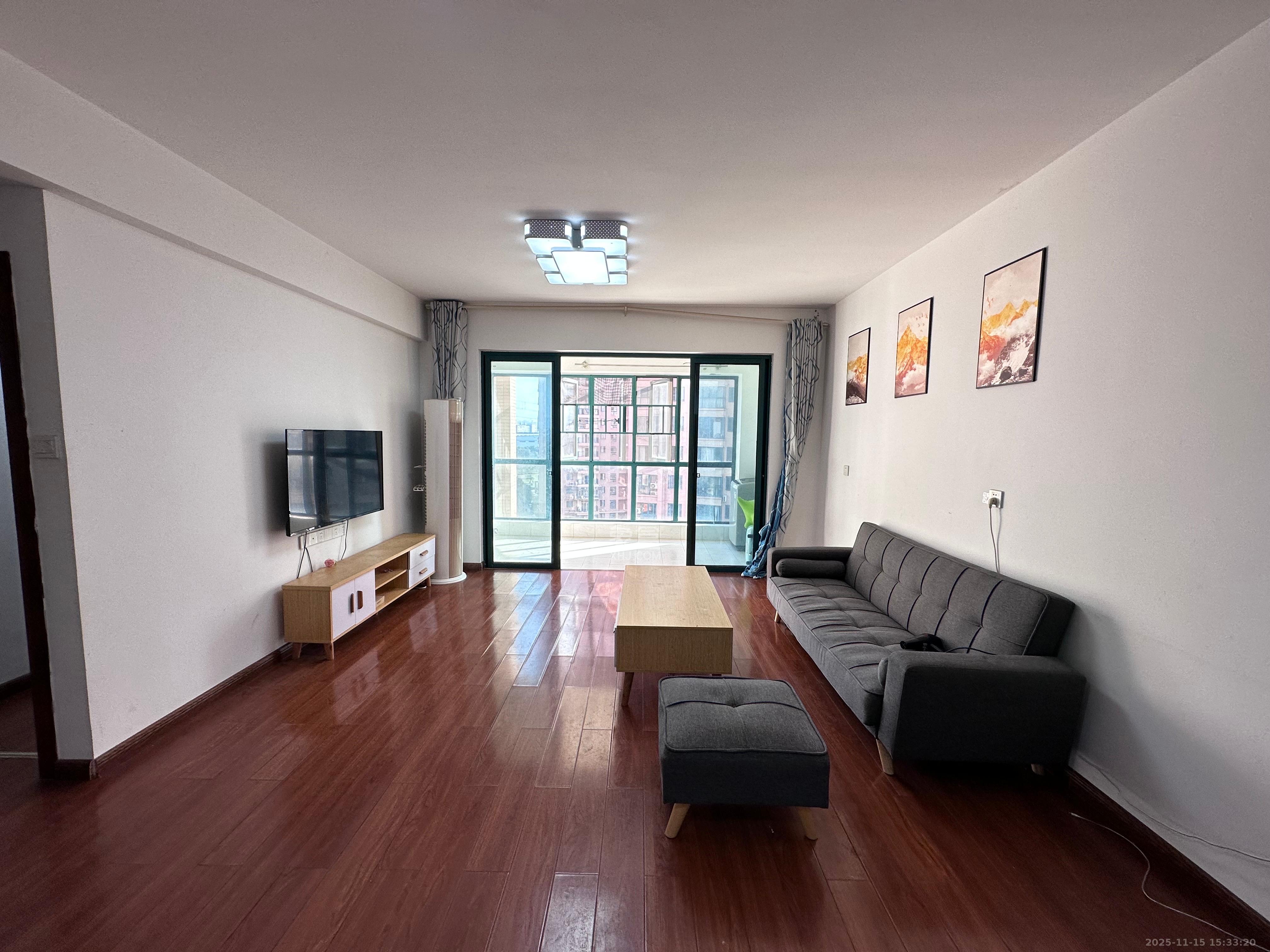 博长山水香颐 3室2厅1卫 1800.0元/月 博长山水香颐 3室2厅1卫 1800.0元/月室内图