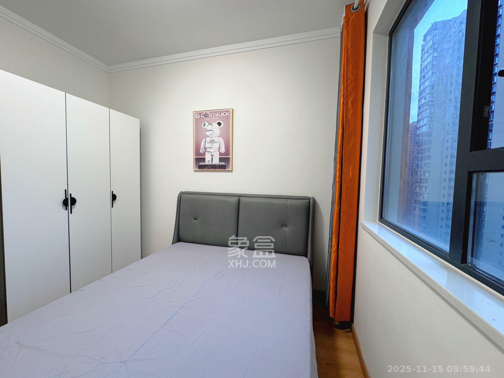 中建嘉和城  4室2厅2卫    2500.0元/月室内图