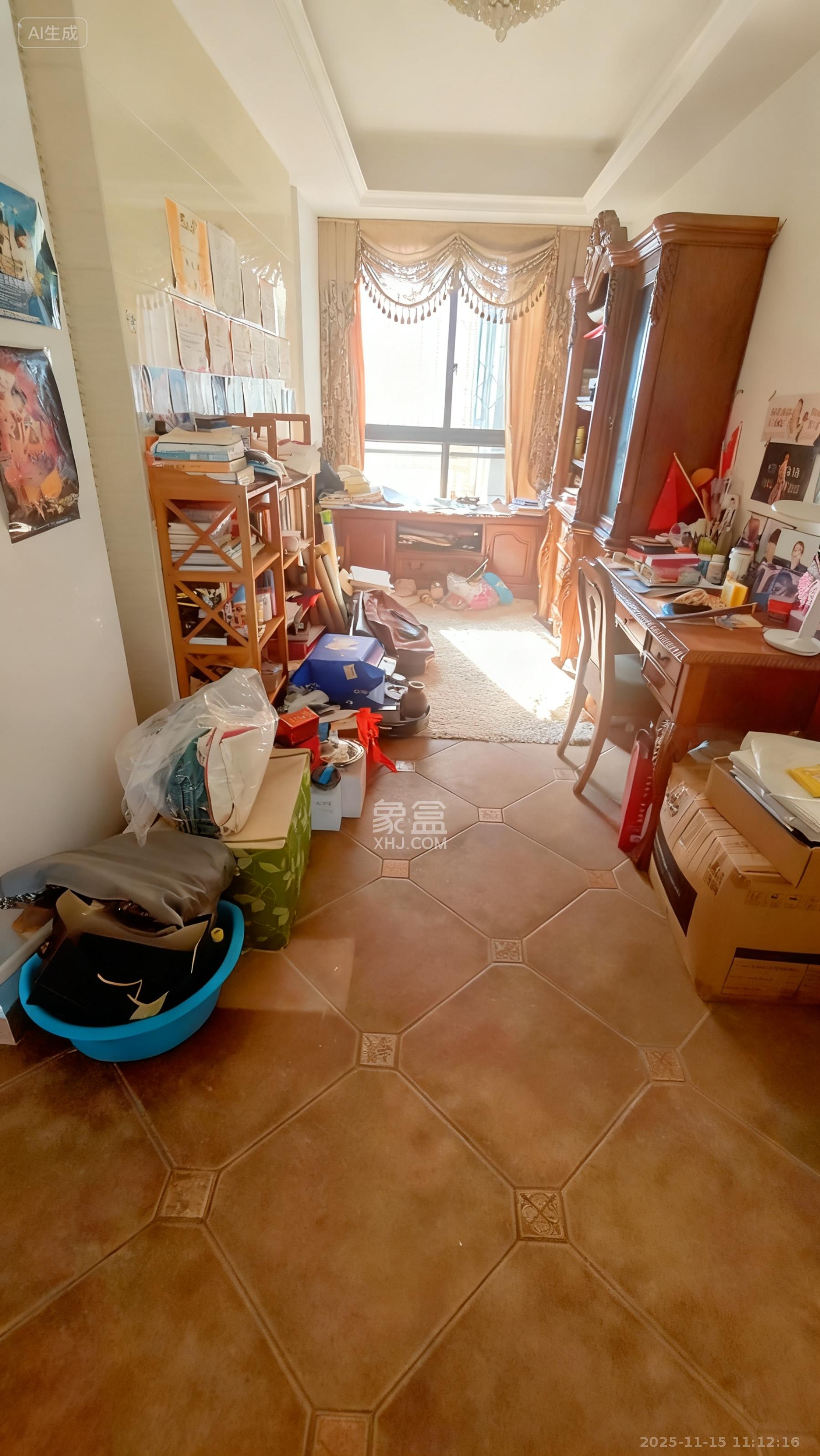 藏珑湖上国际花园  3室2厅2卫    3400.0元/月室内图