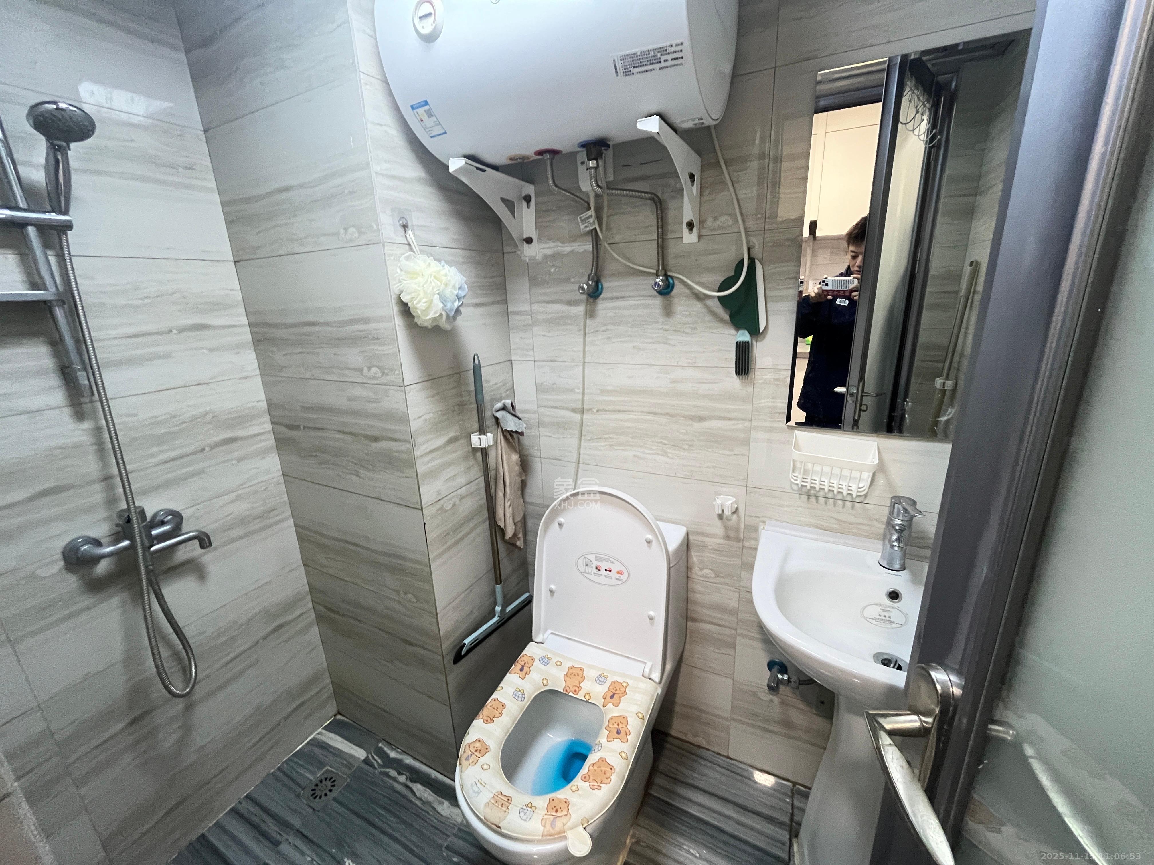 拿铁空间 1室1厅1卫 1200.0元/月 拿铁空间 1室1厅1卫 1200.0元/月室内图