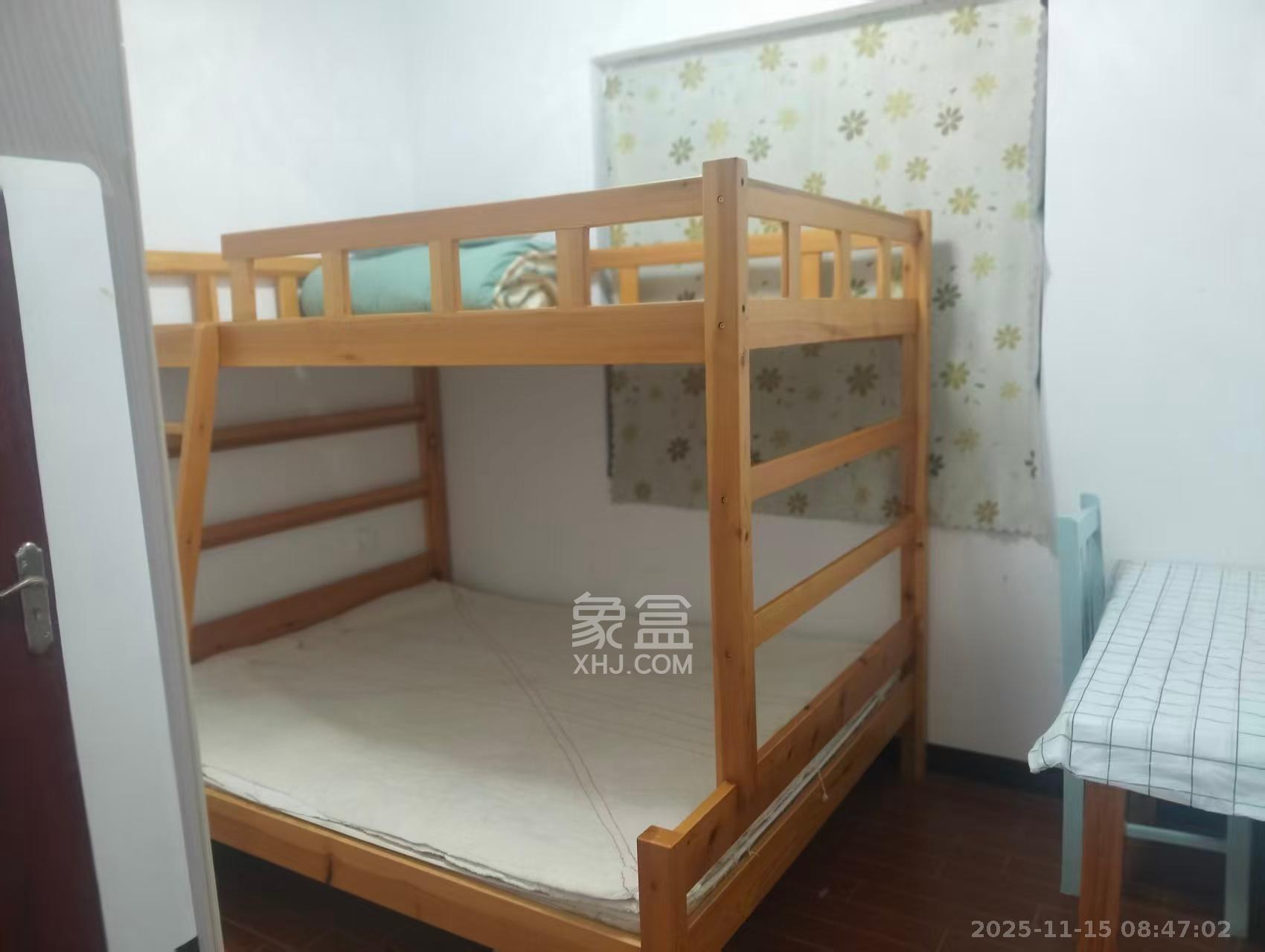 星城新宇桃花苑  1室2厅1卫    1600.0元/月