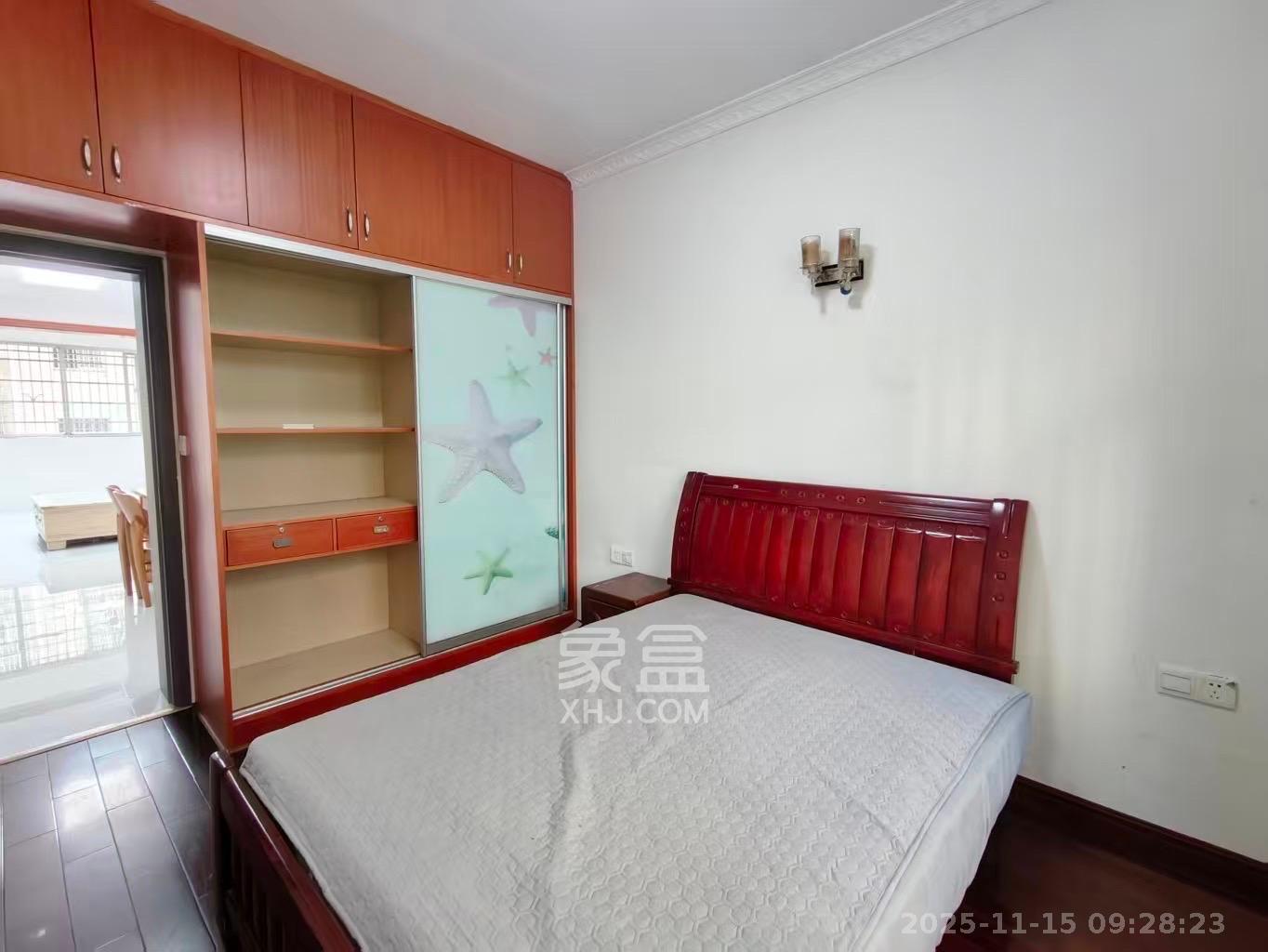 府后路安置小区(道坡小区) 2室2厅1卫 1600.0元/月 府后路安置小区(道坡小区) 2室2厅1卫 1600.0元/月室内图