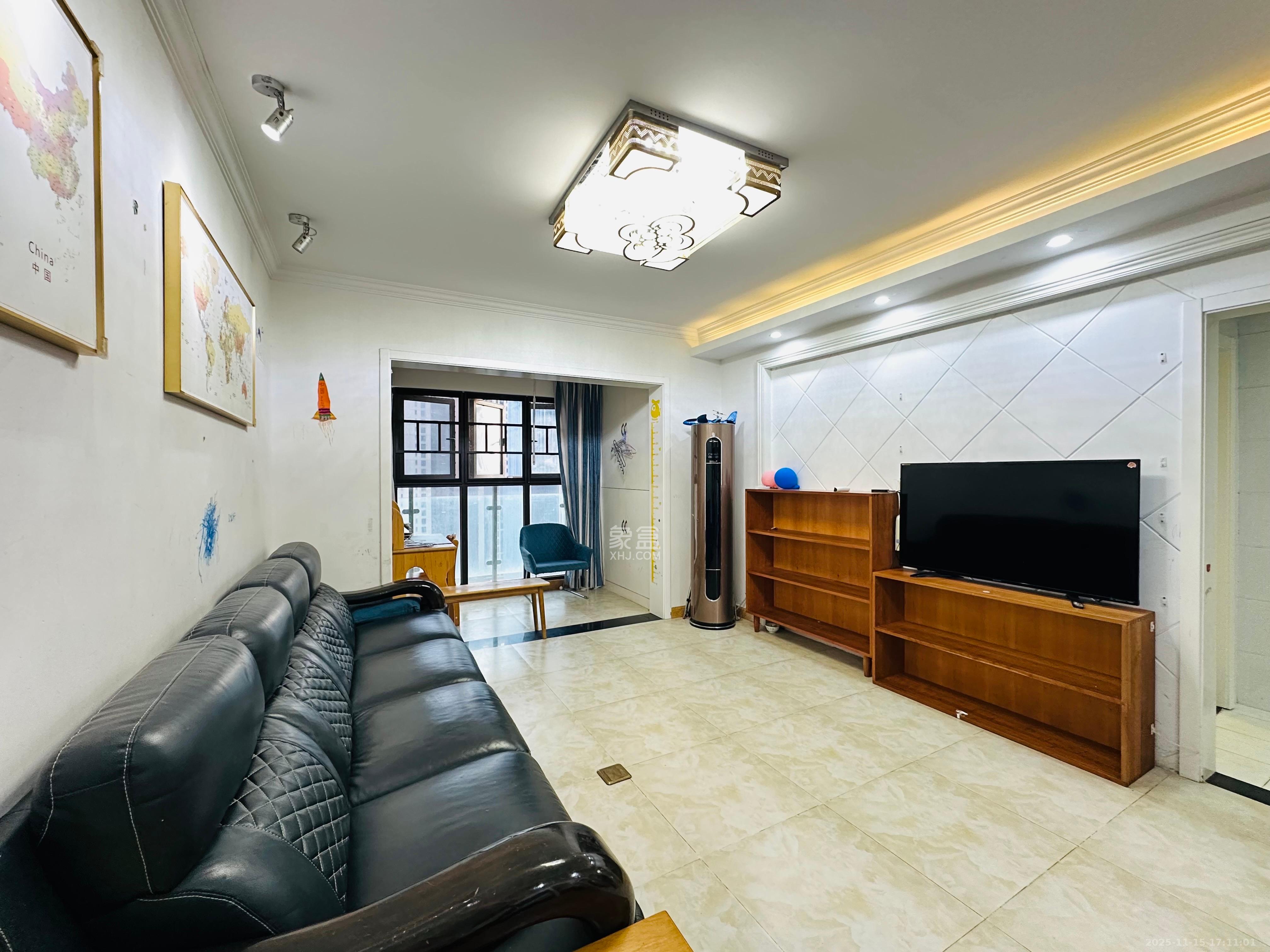 南山雍江汇（滨江国际新城）  3室2厅1卫    3200.0元/月室内图