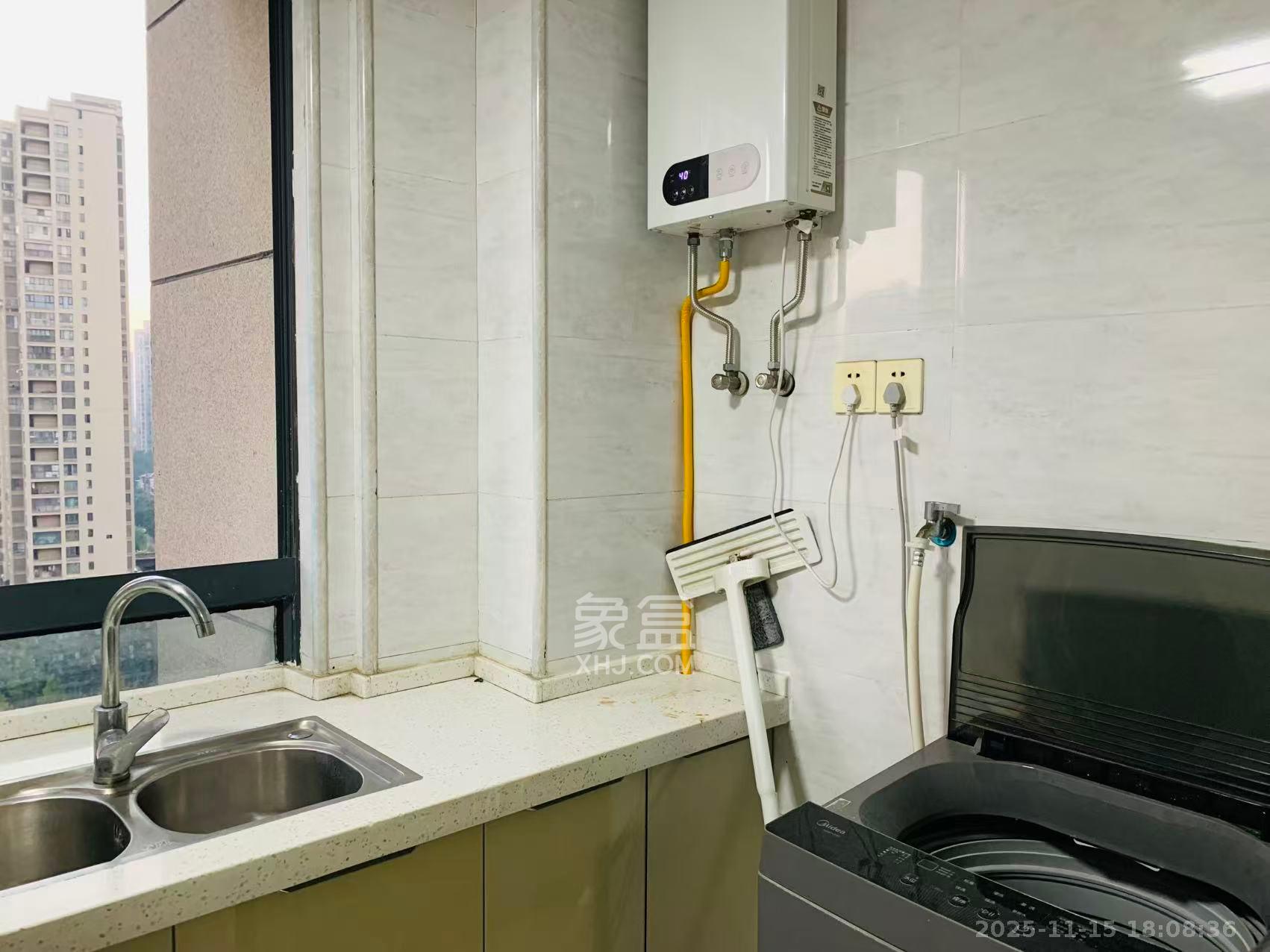 明发国际城  1室0厅1卫    1300.0元/月室内图