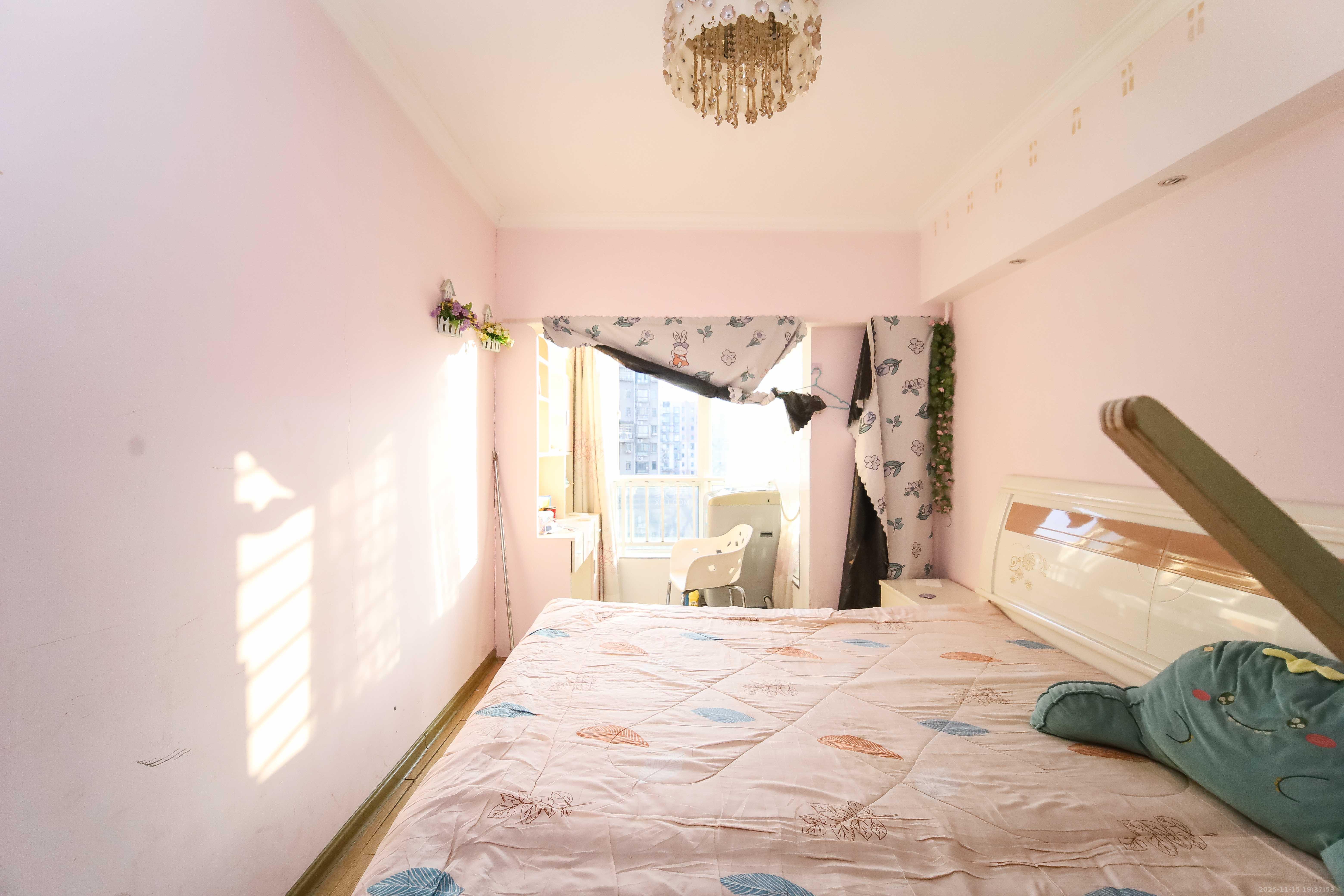 先锋东外滩 1室1厅1卫 36.0万 先锋东外滩 1室1厅1卫 36.0万卧室