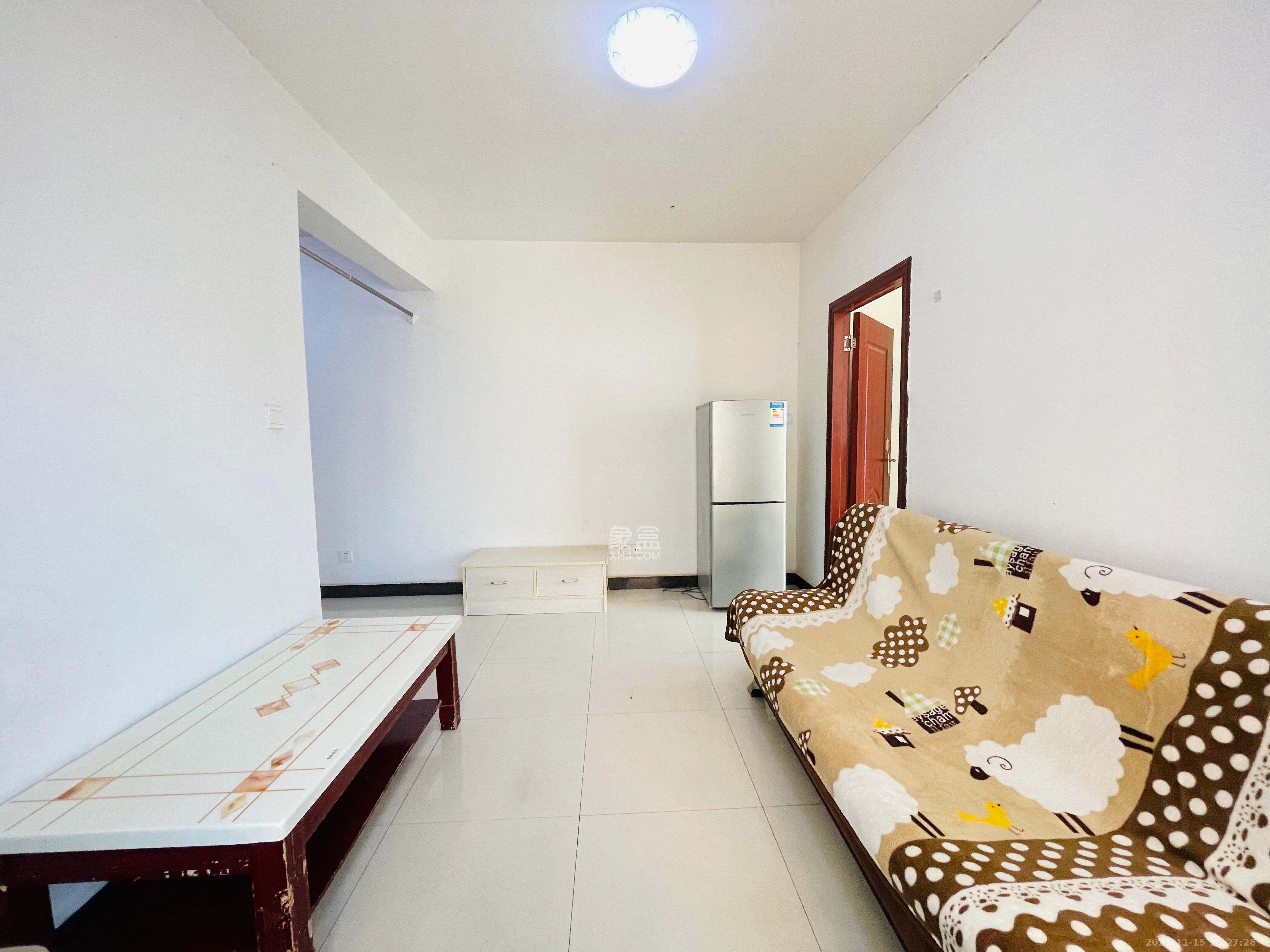 金石蓉园  1室1厅1卫    1400.0元/月室内图