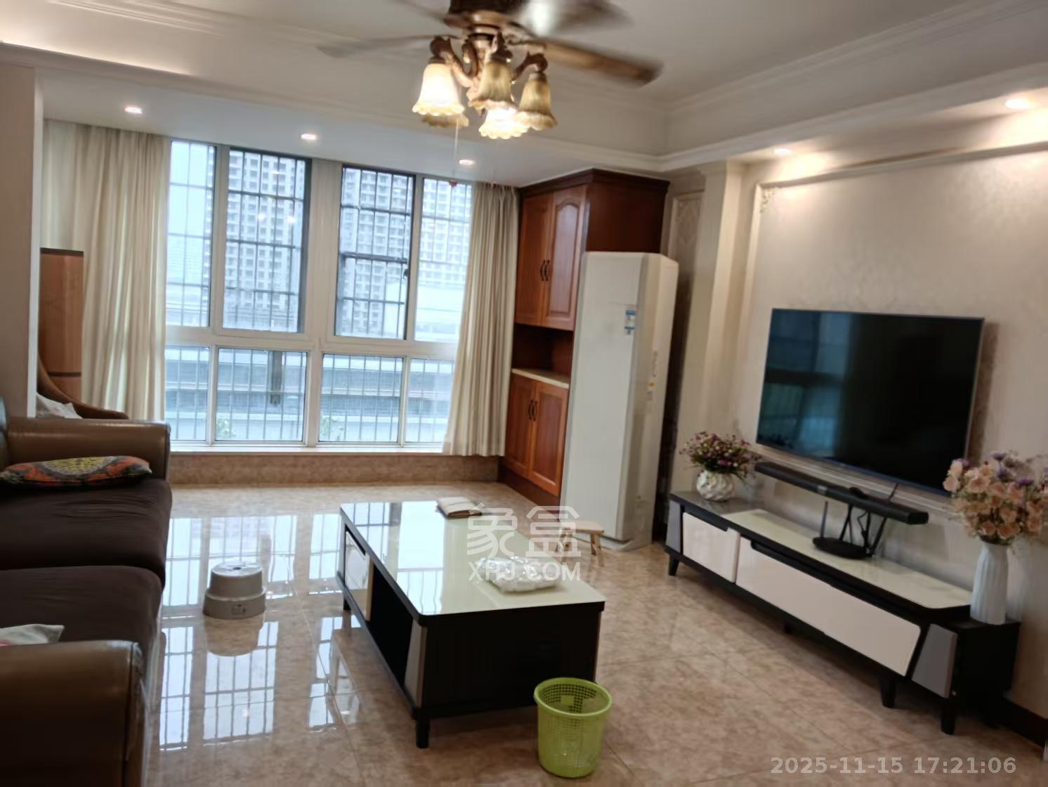 时代星城 3室2厅2卫 2300.0元/月 时代星城 3室2厅2卫 2300.0元/月室内图