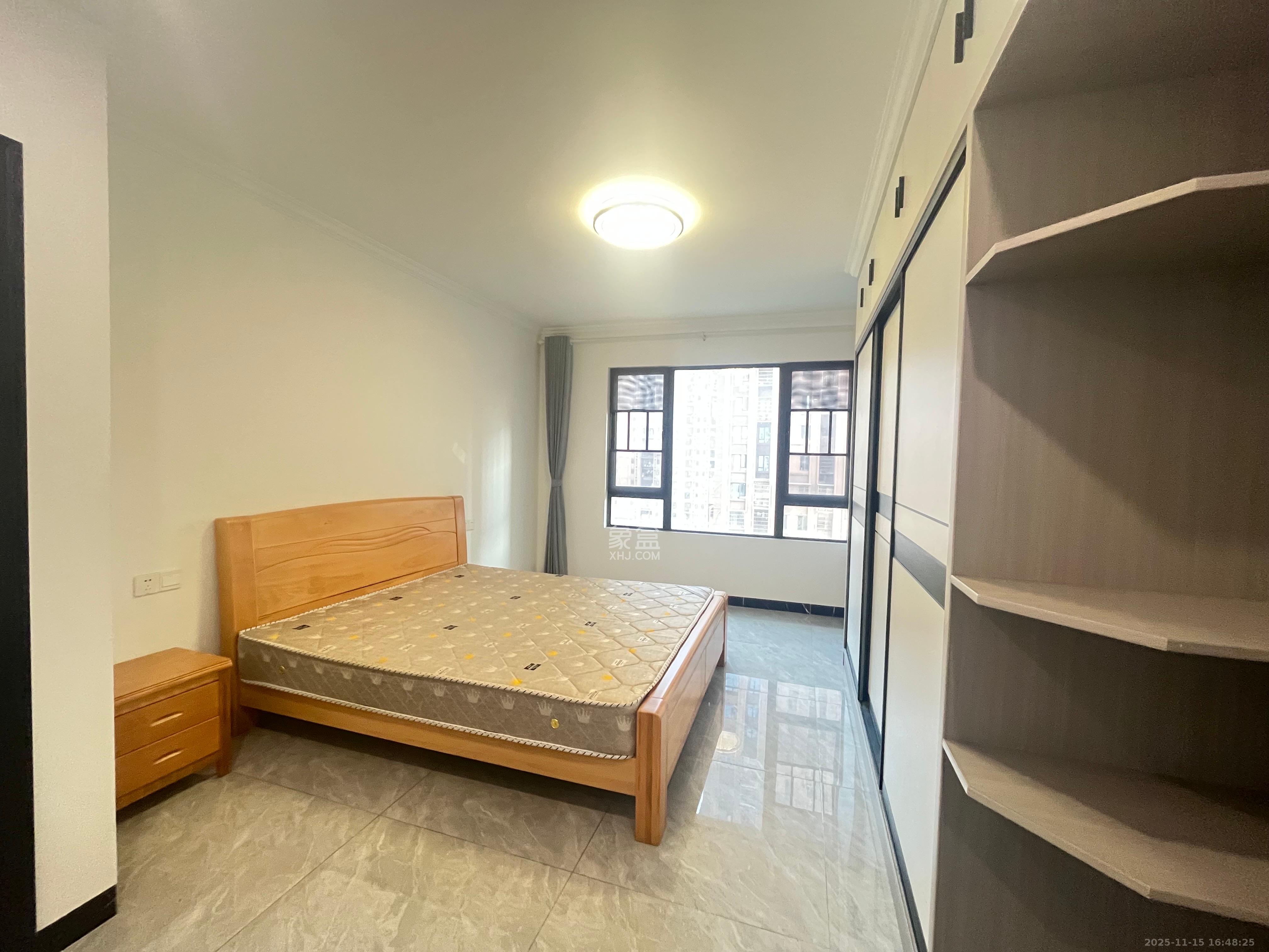 东宜新园  4室2厅2卫    2900.0元/月室内图