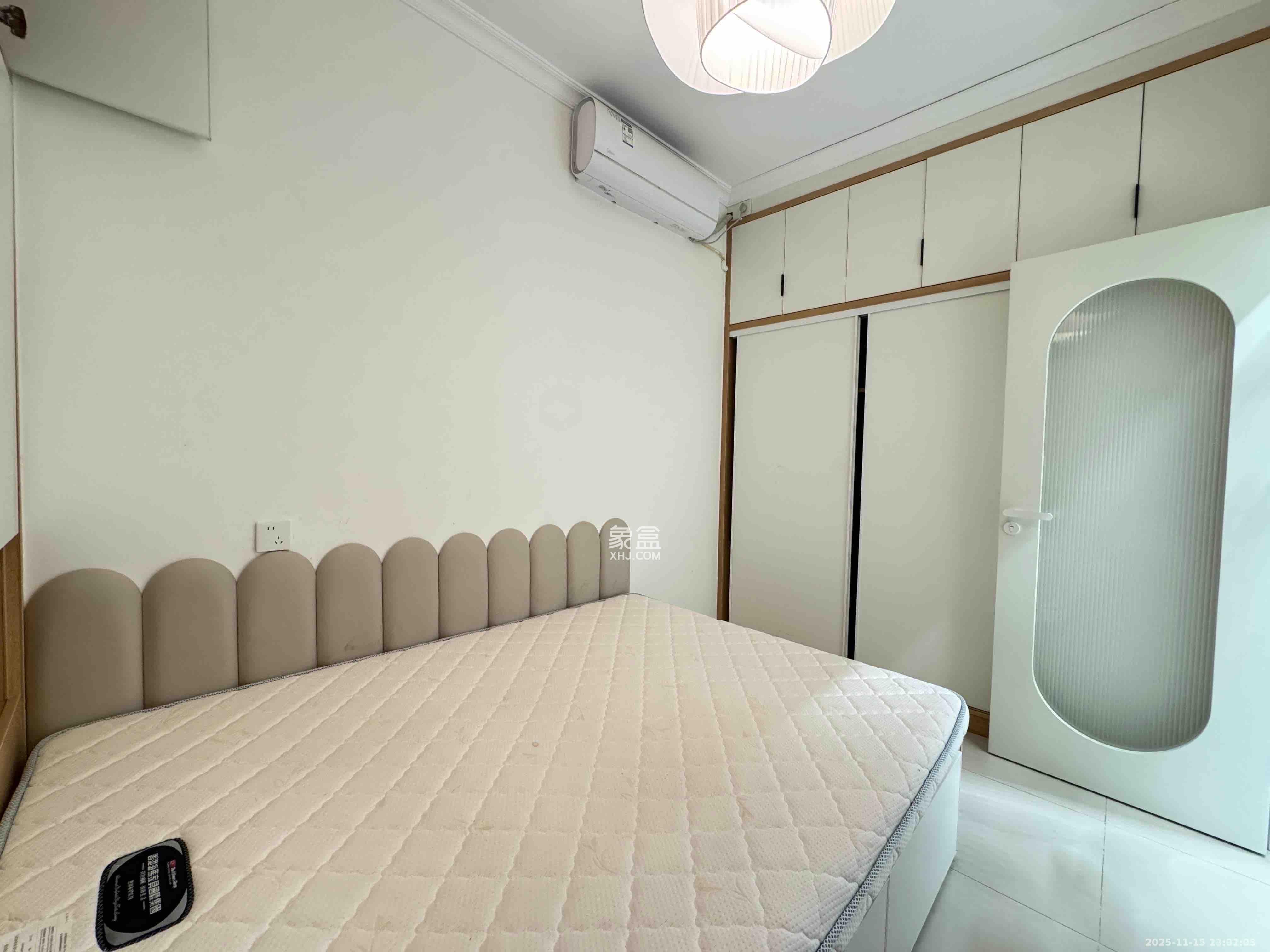 明城国际  1室1厅1卫    7500.0元/月