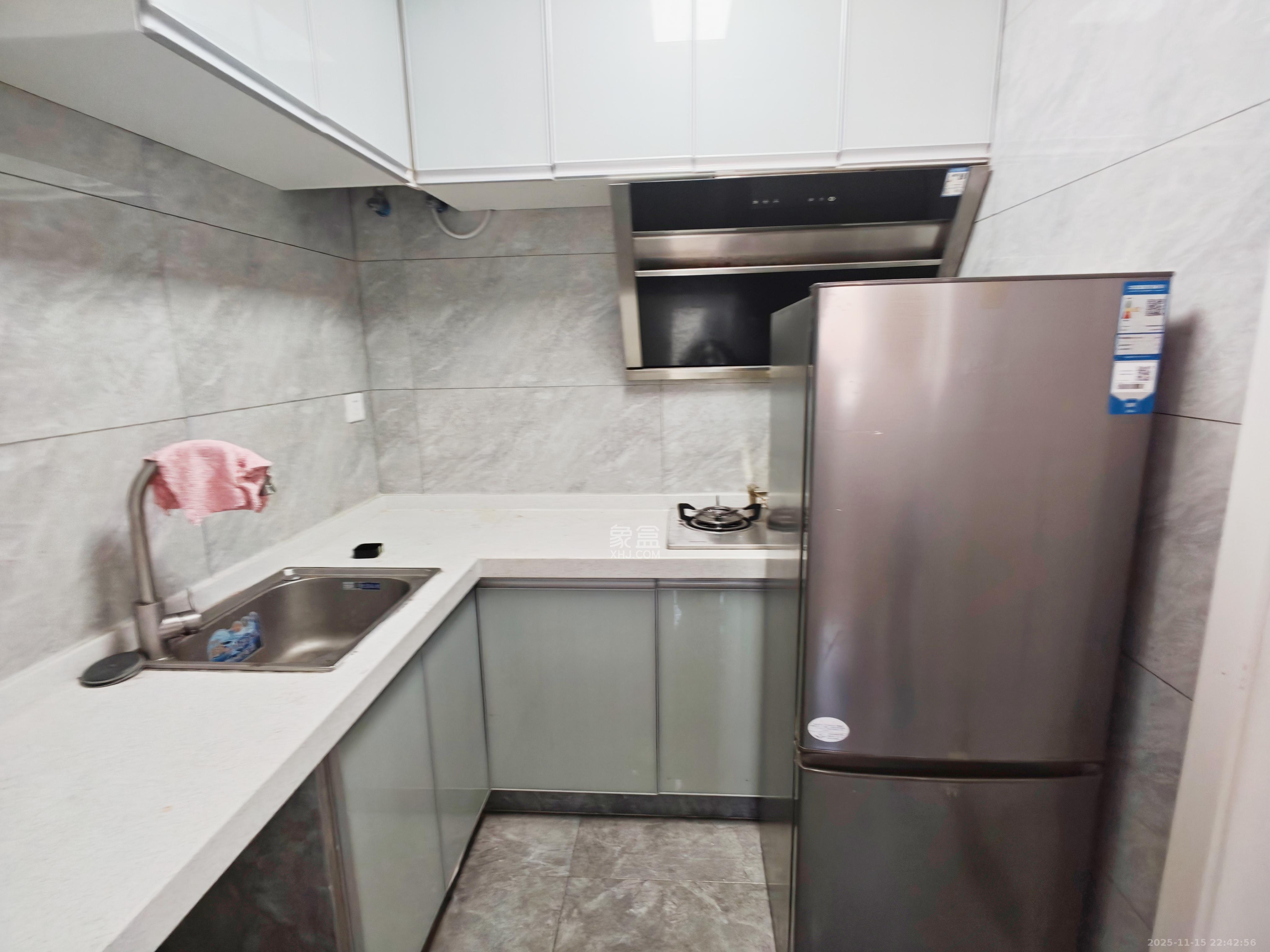 钱隆世家 2室1厅1卫 1600.0元/月 钱隆世家 2室1厅1卫 1600.0元/月室内图