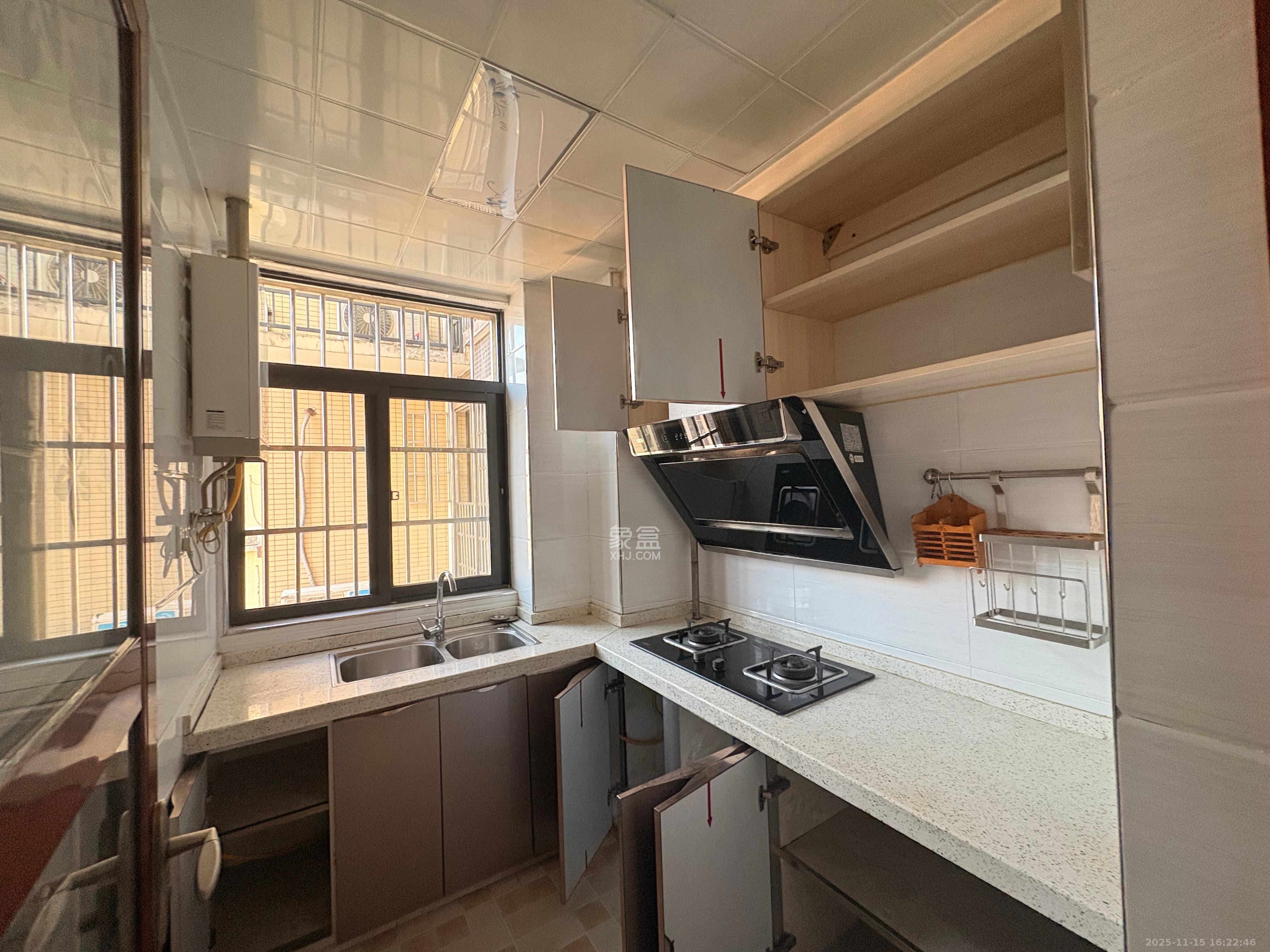 景塘家园 3室2厅1卫 2100.0元/月 景塘家园 3室2厅1卫 2100.0元/月室内图