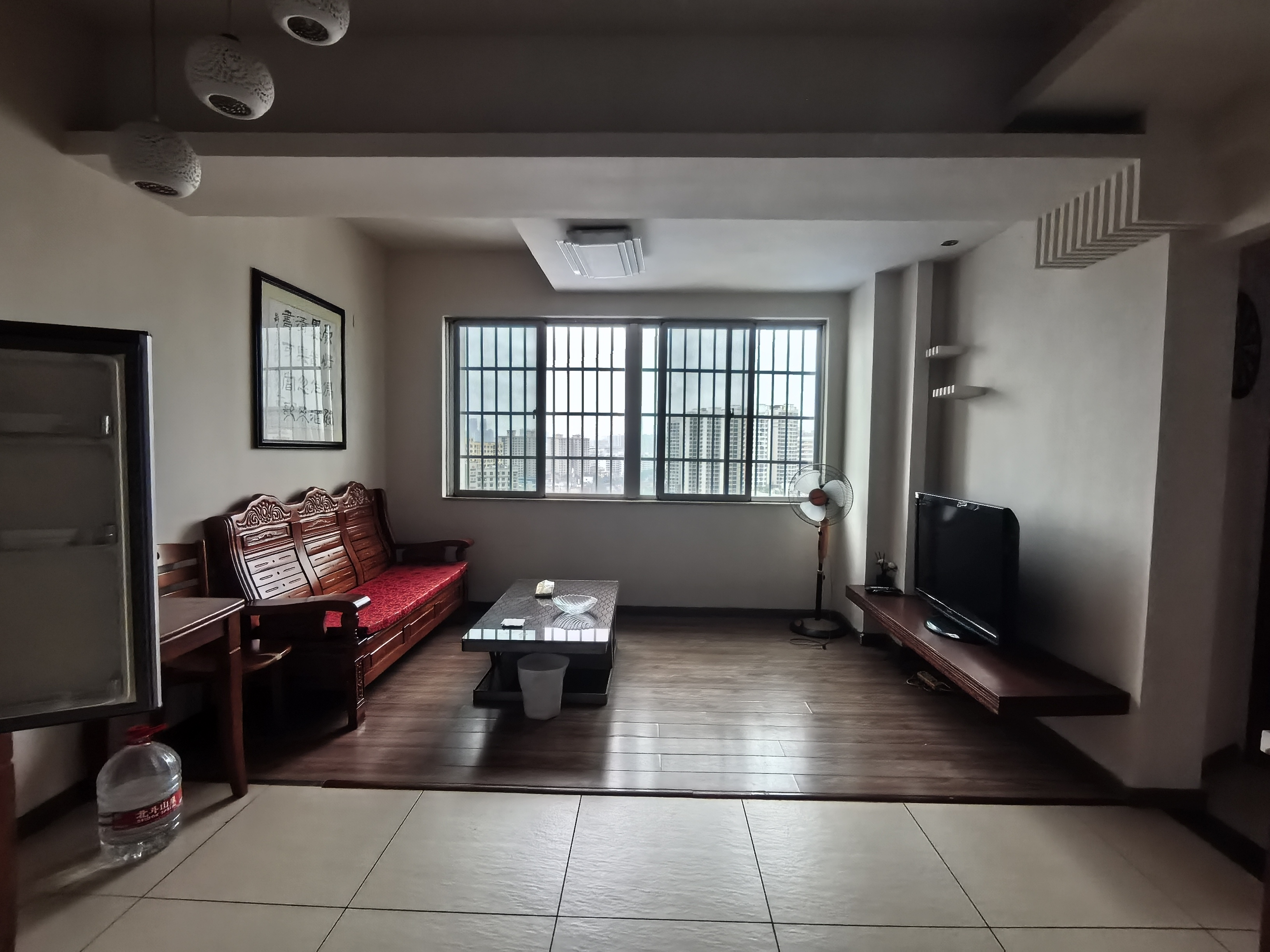 龙福花园 3室2厅1卫 2200.0元/月 龙福花园 3室2厅1卫 2200.0元/月室内图