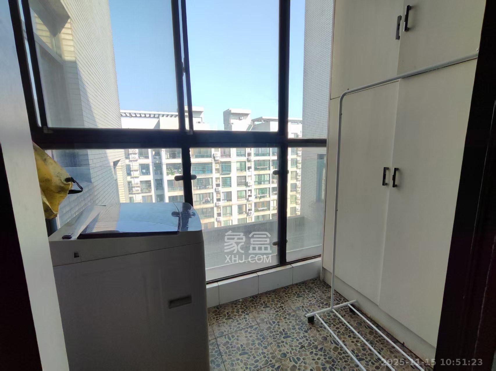 金凤滩家园  2室1厅1卫    1900.0元/月室内图