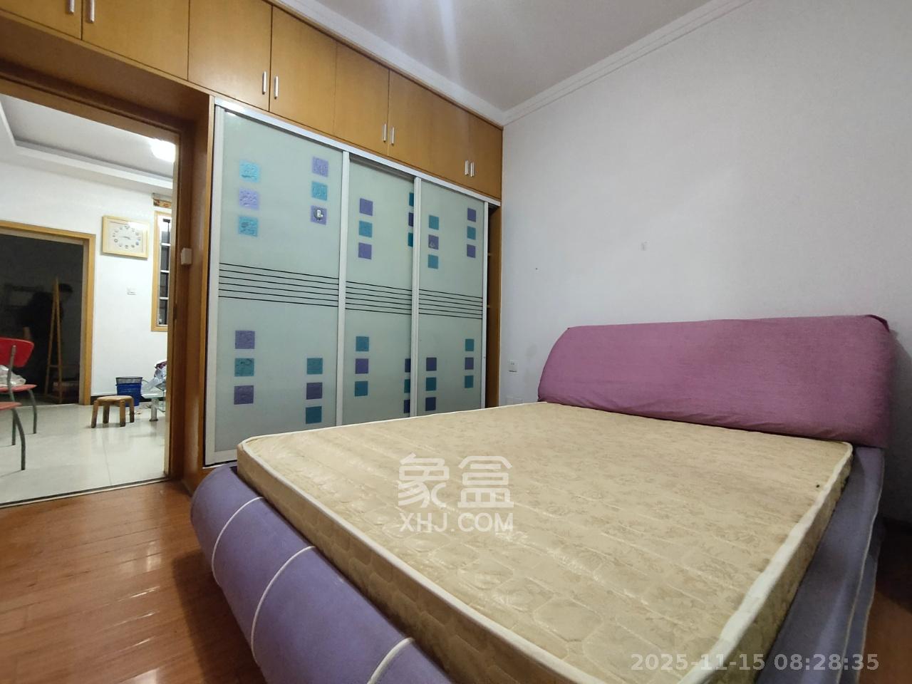 麓山枫情  2室1厅1卫    1700.0元/月室内图