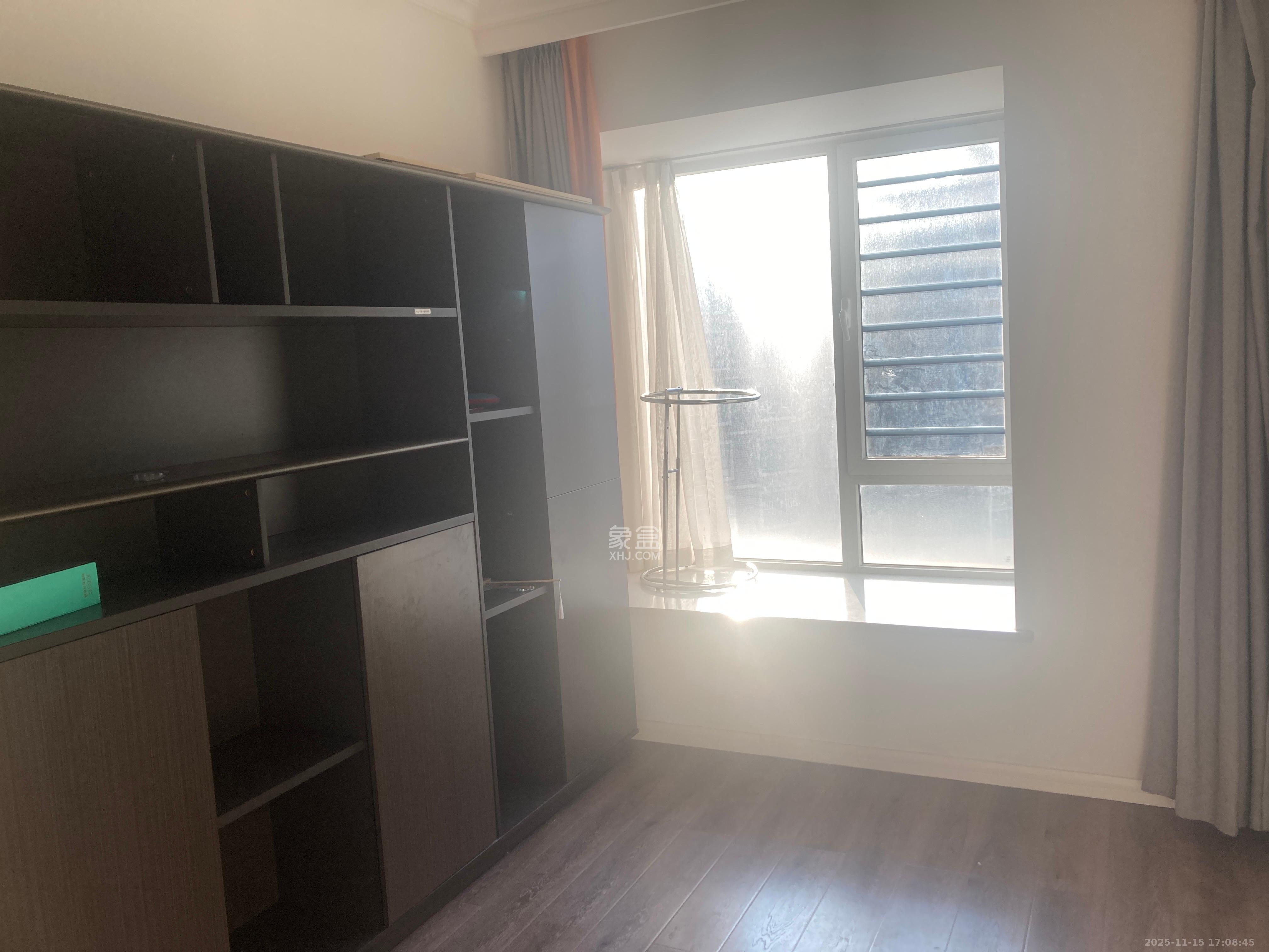 北辰三角洲C2区  3室2厅2卫    4500.0元/月室内图