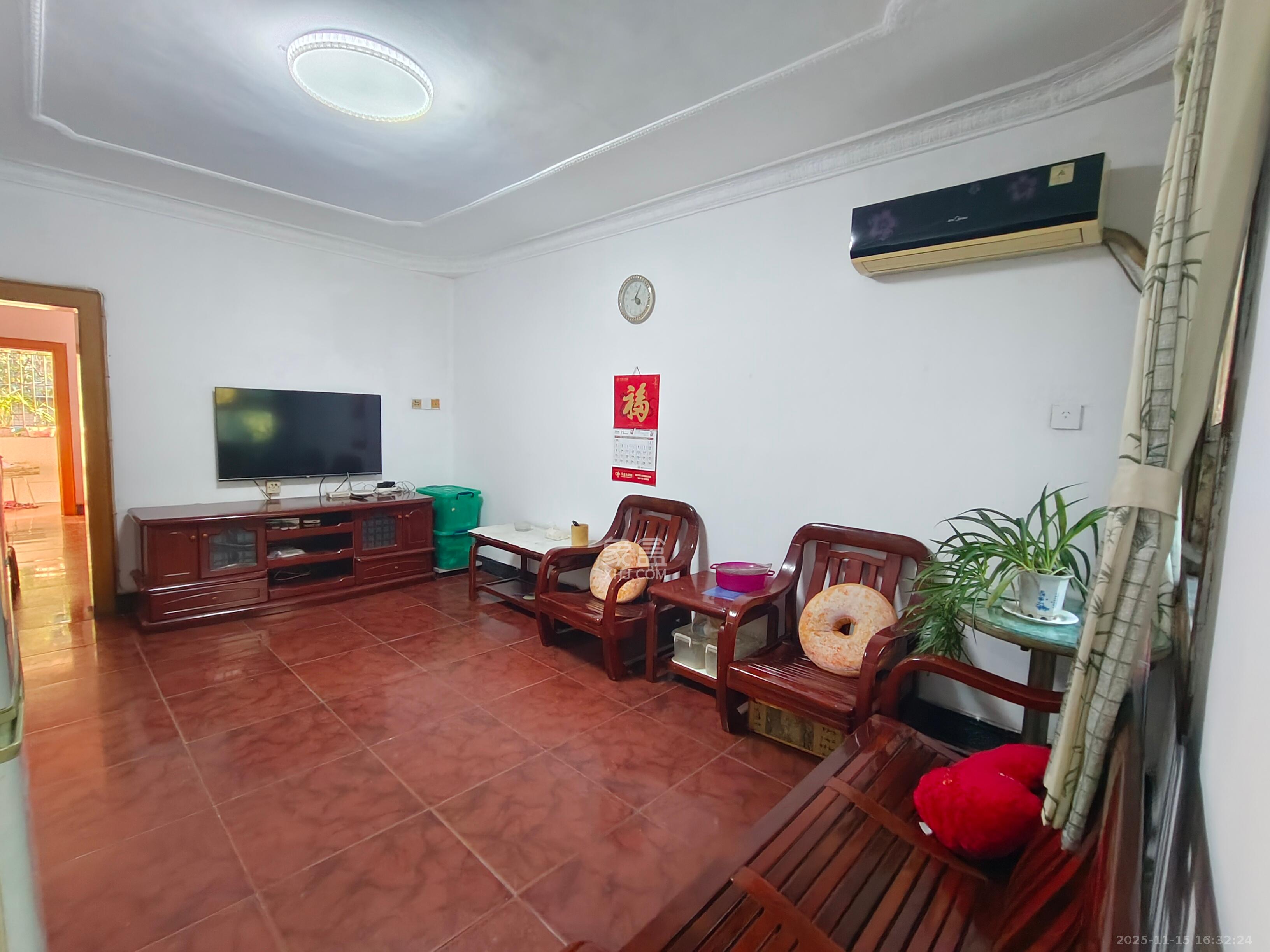 振业小区  2室1厅1卫    1400.0元/月室内图