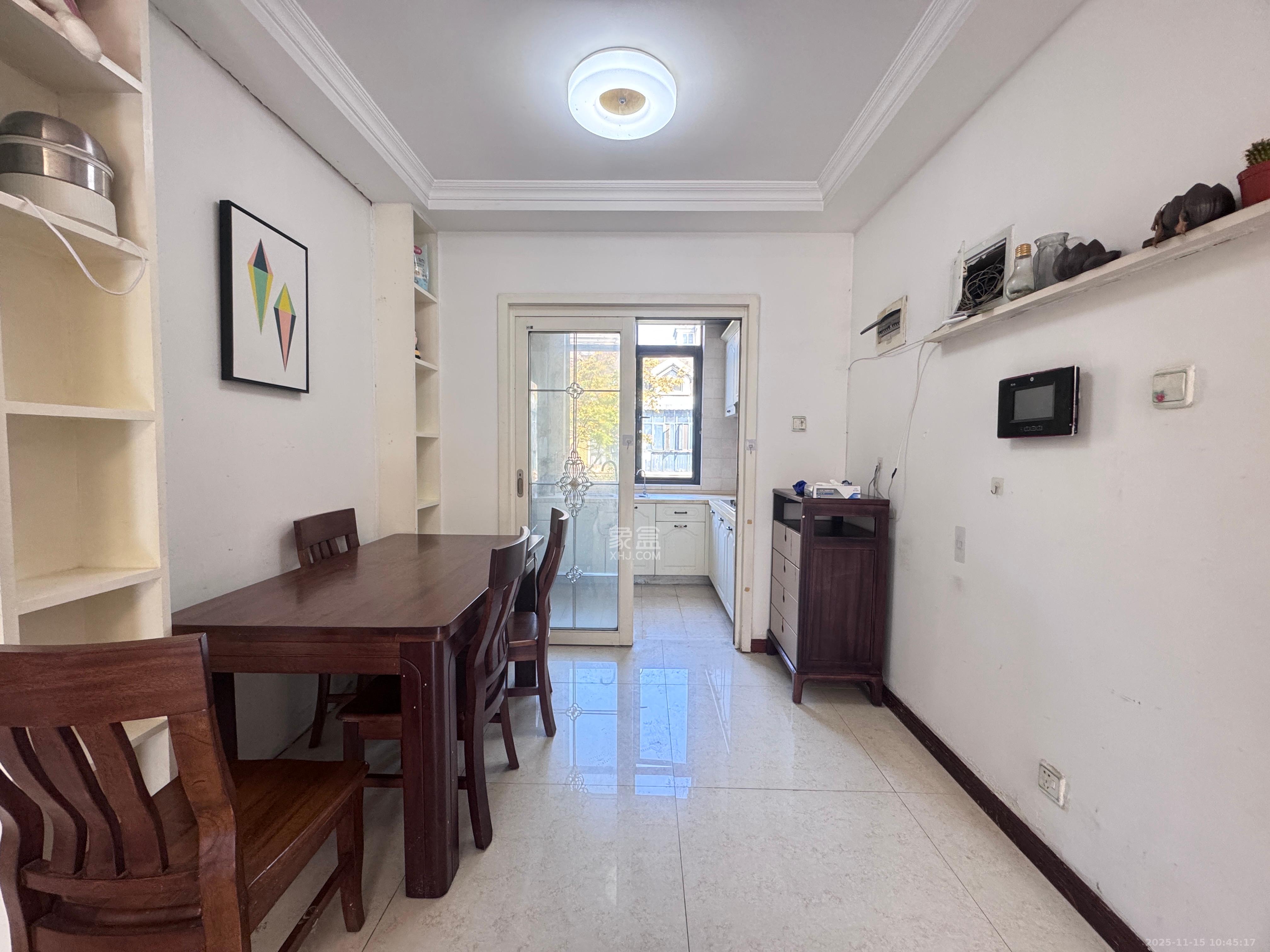 绿城桂花城  2室1厅1卫    2700.0元/月室内图