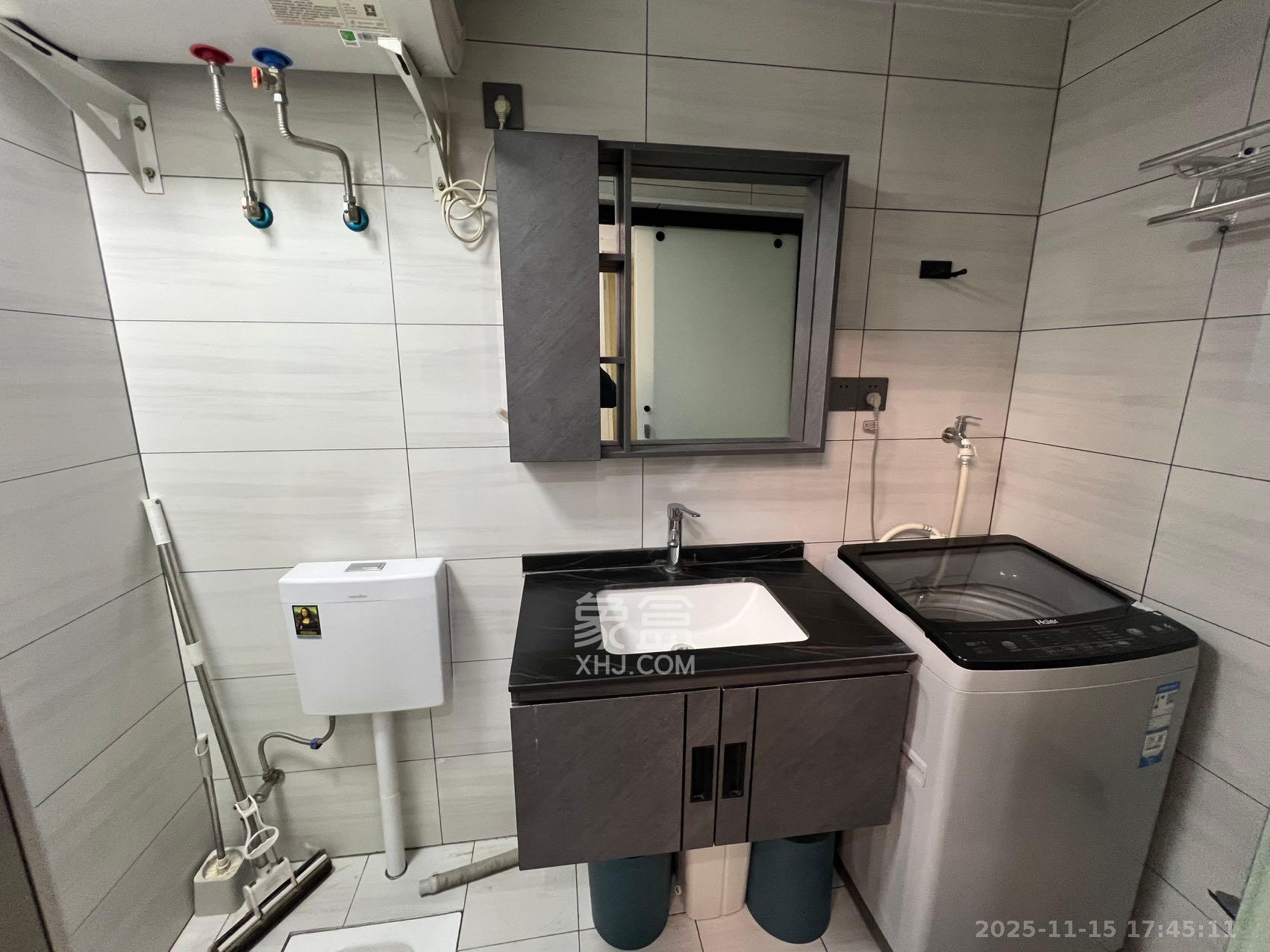 复地星光天地 2室1厅1卫 2800.0元/月 复地星光天地 2室1厅1卫 2800.0元/月室内图