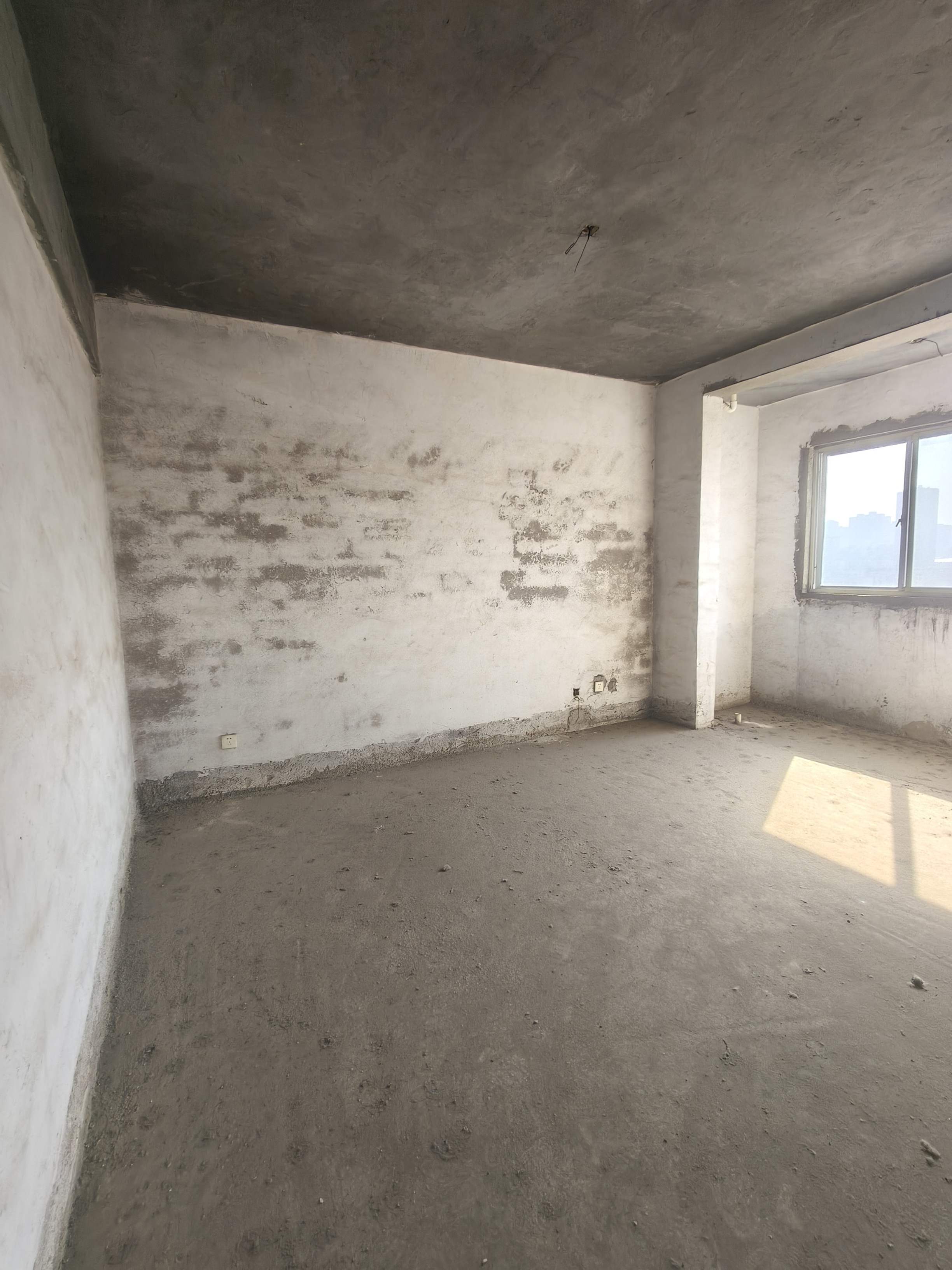 安厦鑫苑 1室0厅0卫 109.8万 安厦鑫苑 1室0厅0卫 109.8万客厅