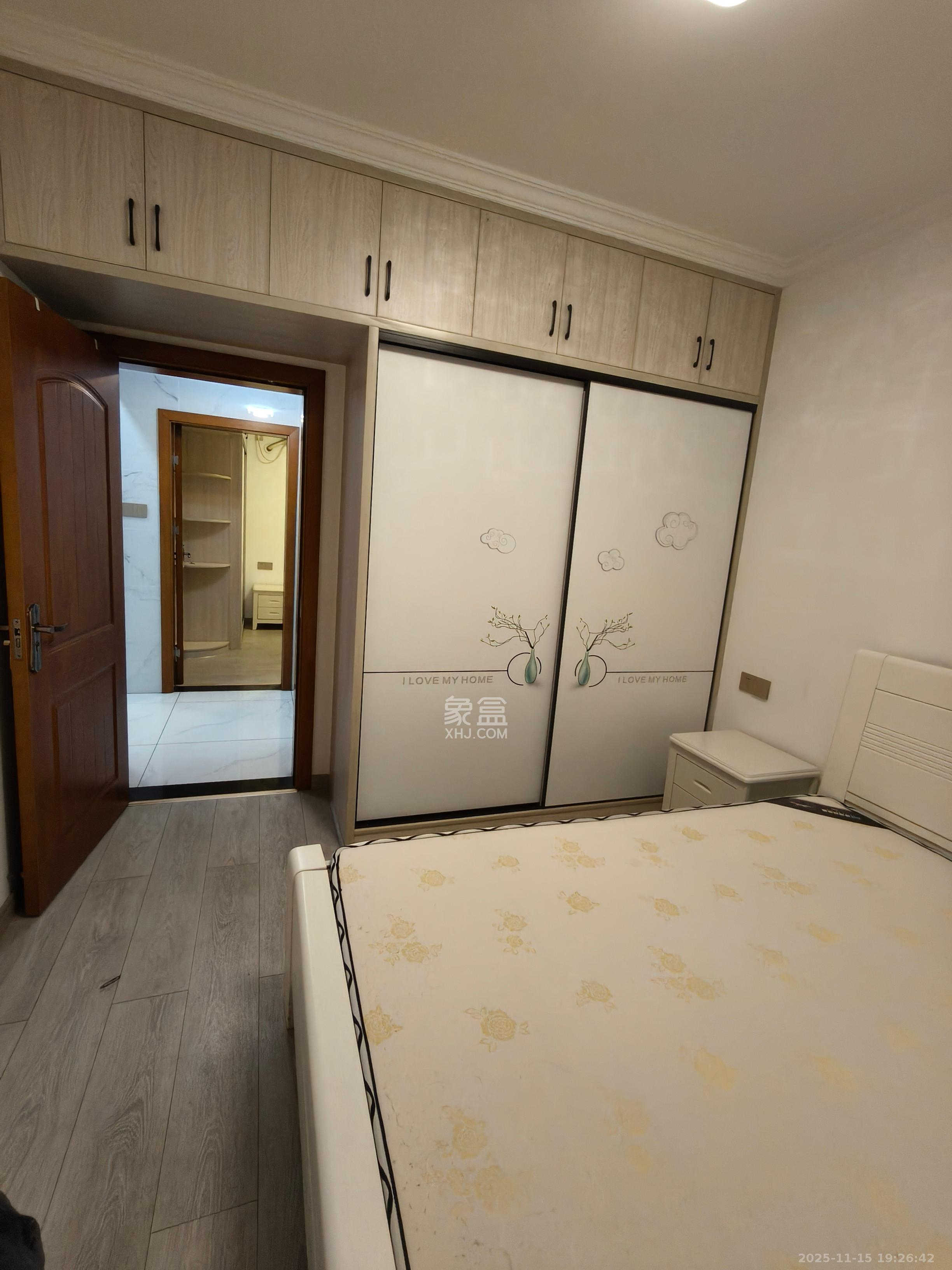 星城新宇川河苑  2室2厅1卫    1800.0元/月室内图