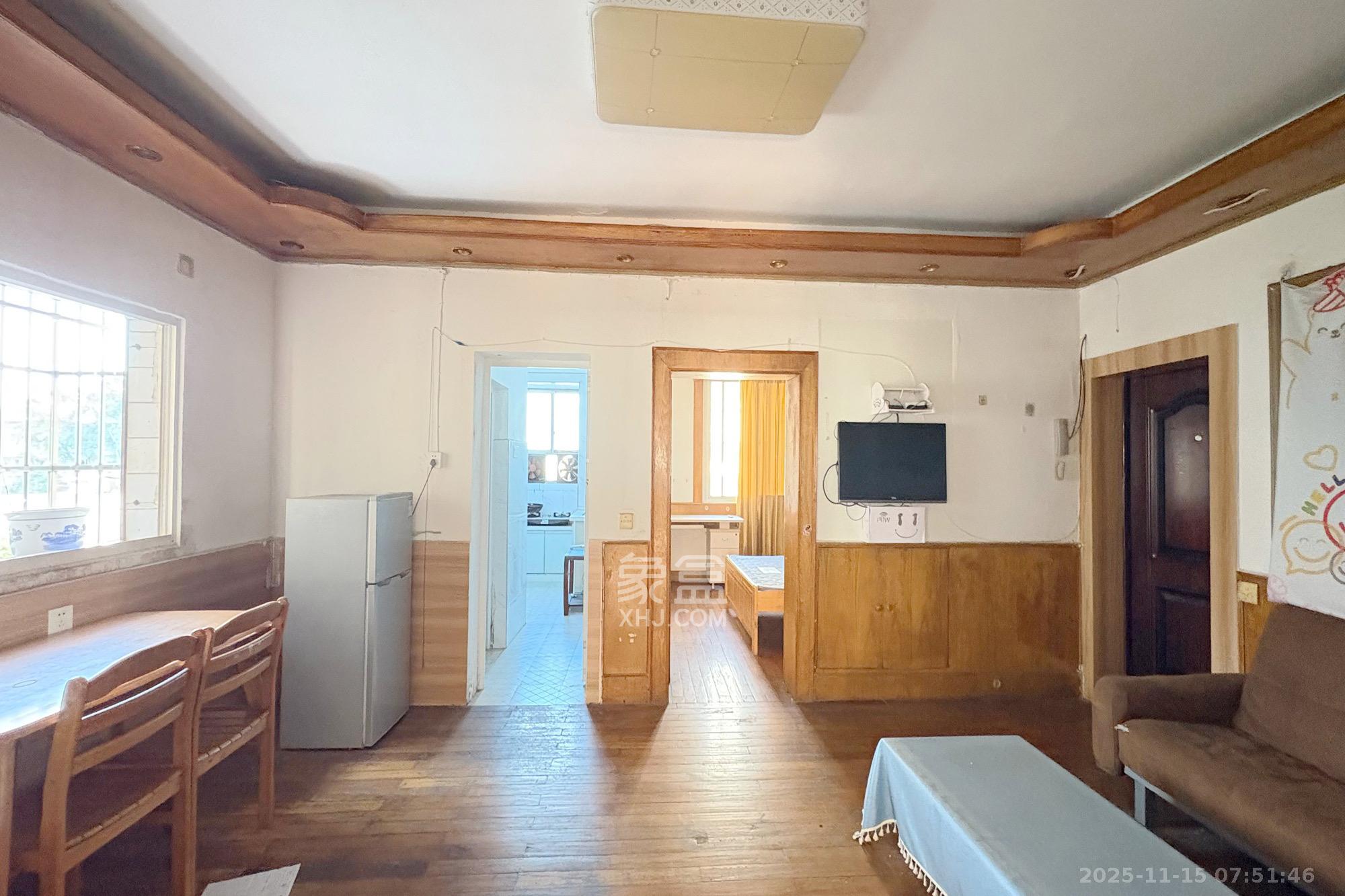 茅亭子  2室1厅1卫    1800.0元/月室内图