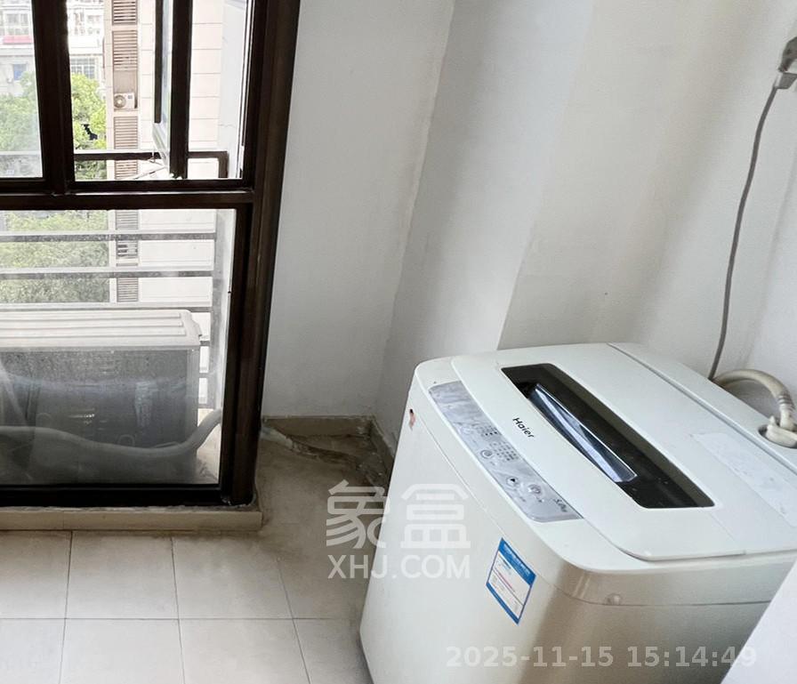 铂宫  1室1厅1卫    1600.0元/月室内图