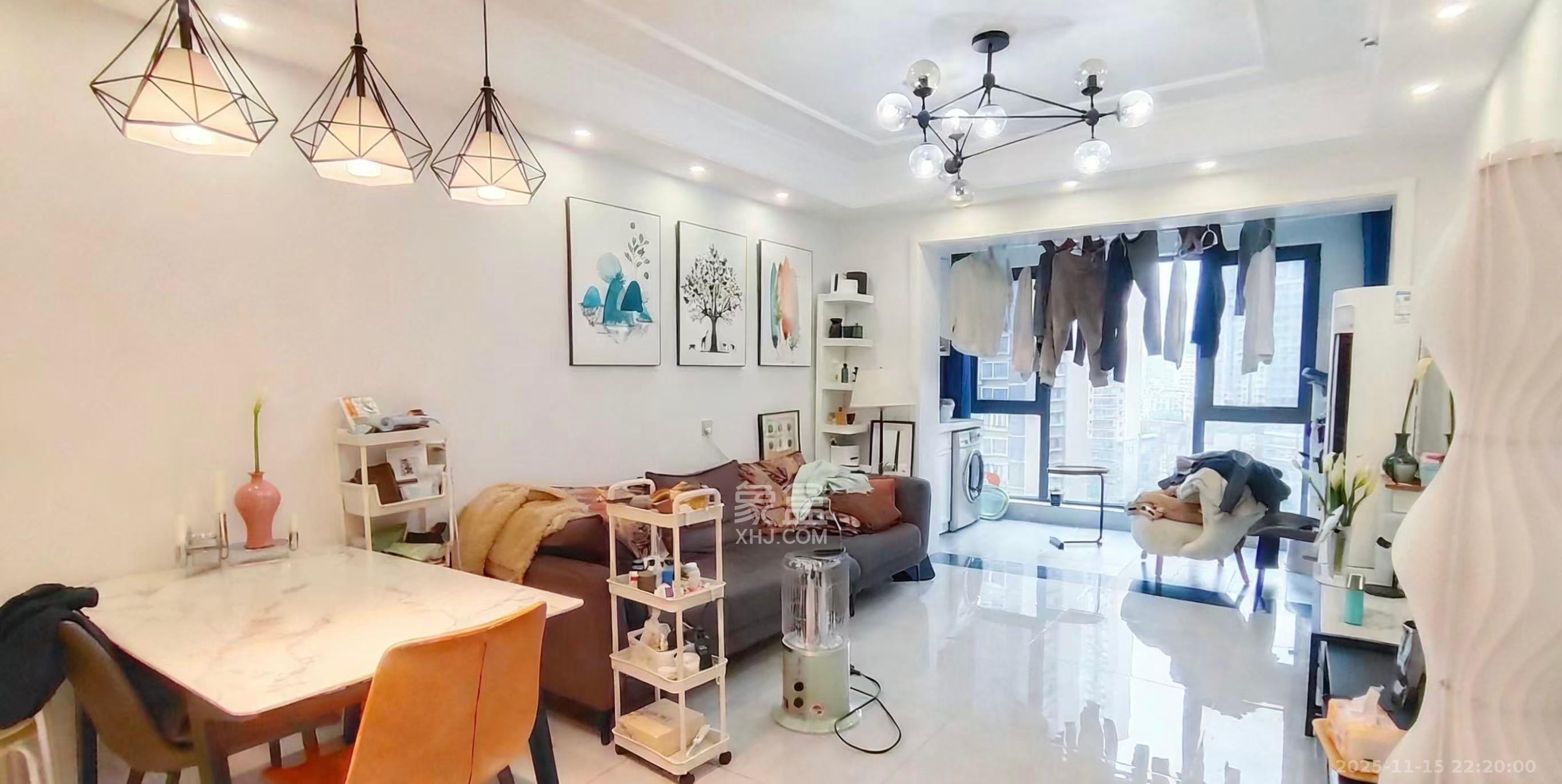 北辰三角洲C2区  3室2厅1卫    3900.0元/月室内图